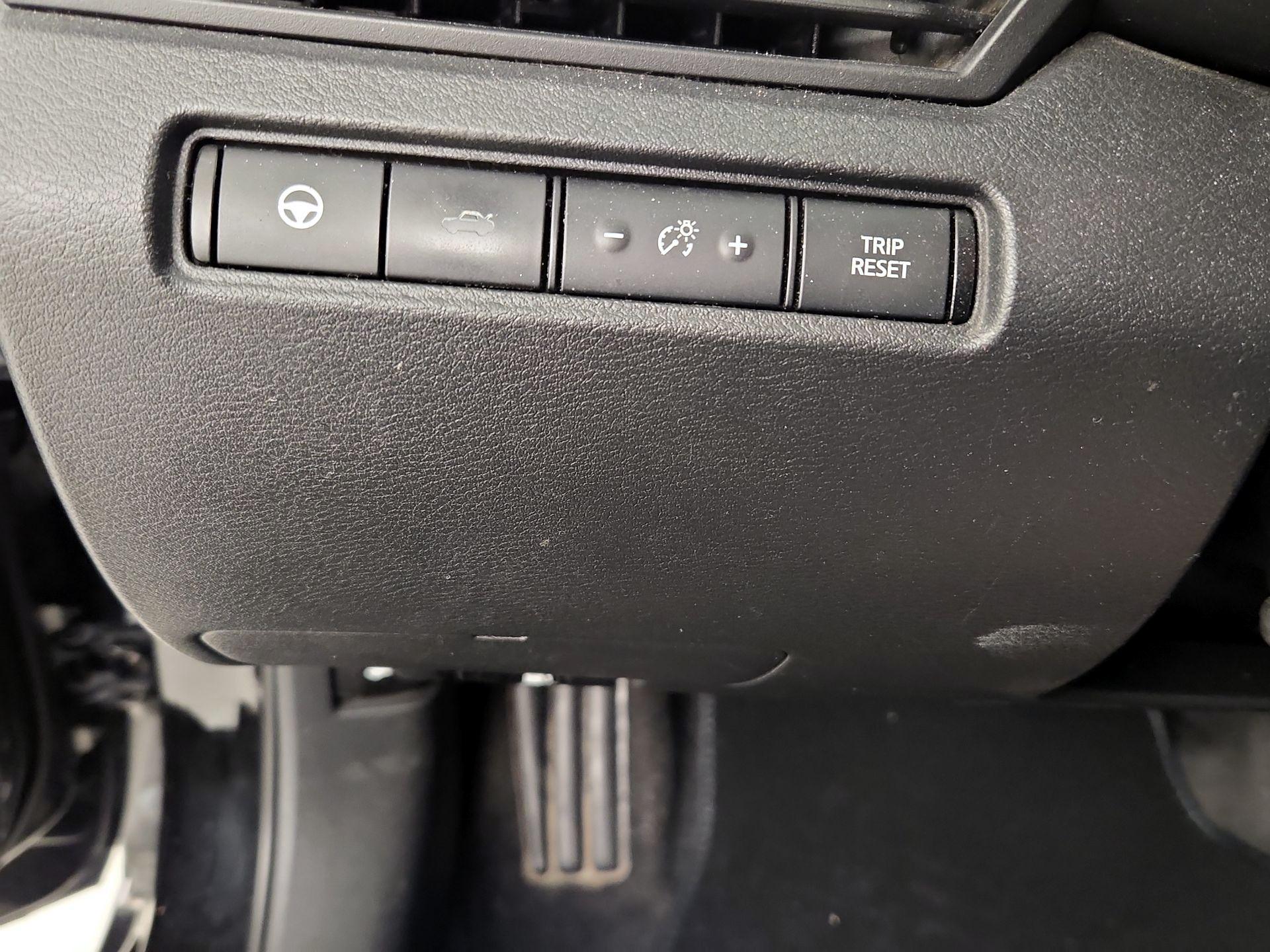 Thumbnail: 2019 Nissan Altima - 13