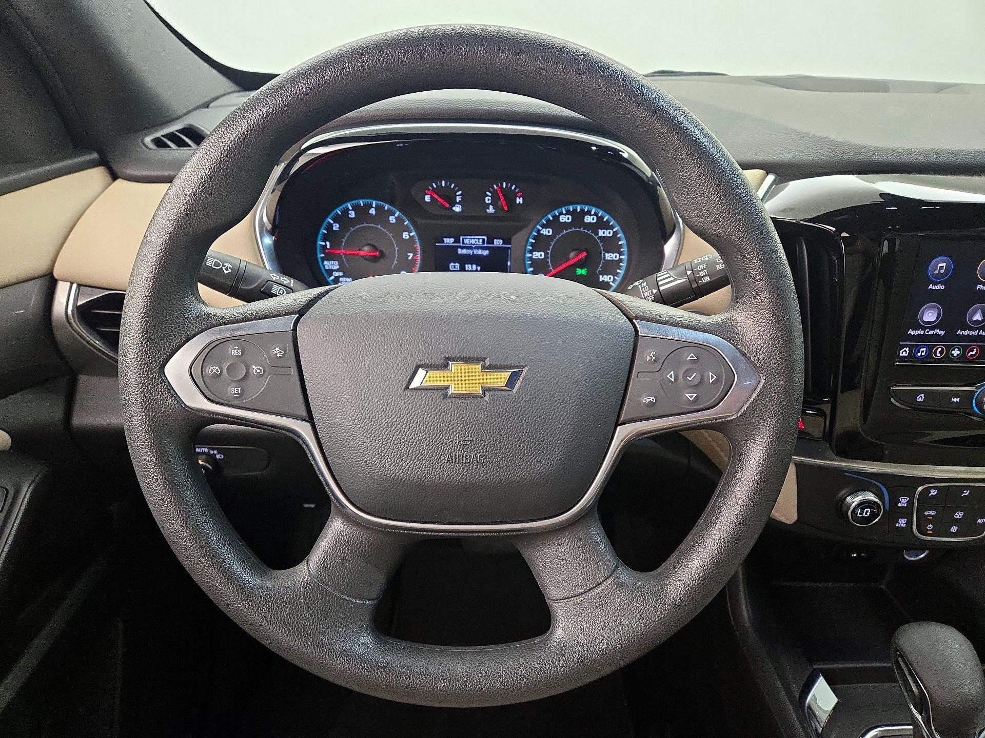 Thumbnail: 2023 Chevrolet Traverse - 10