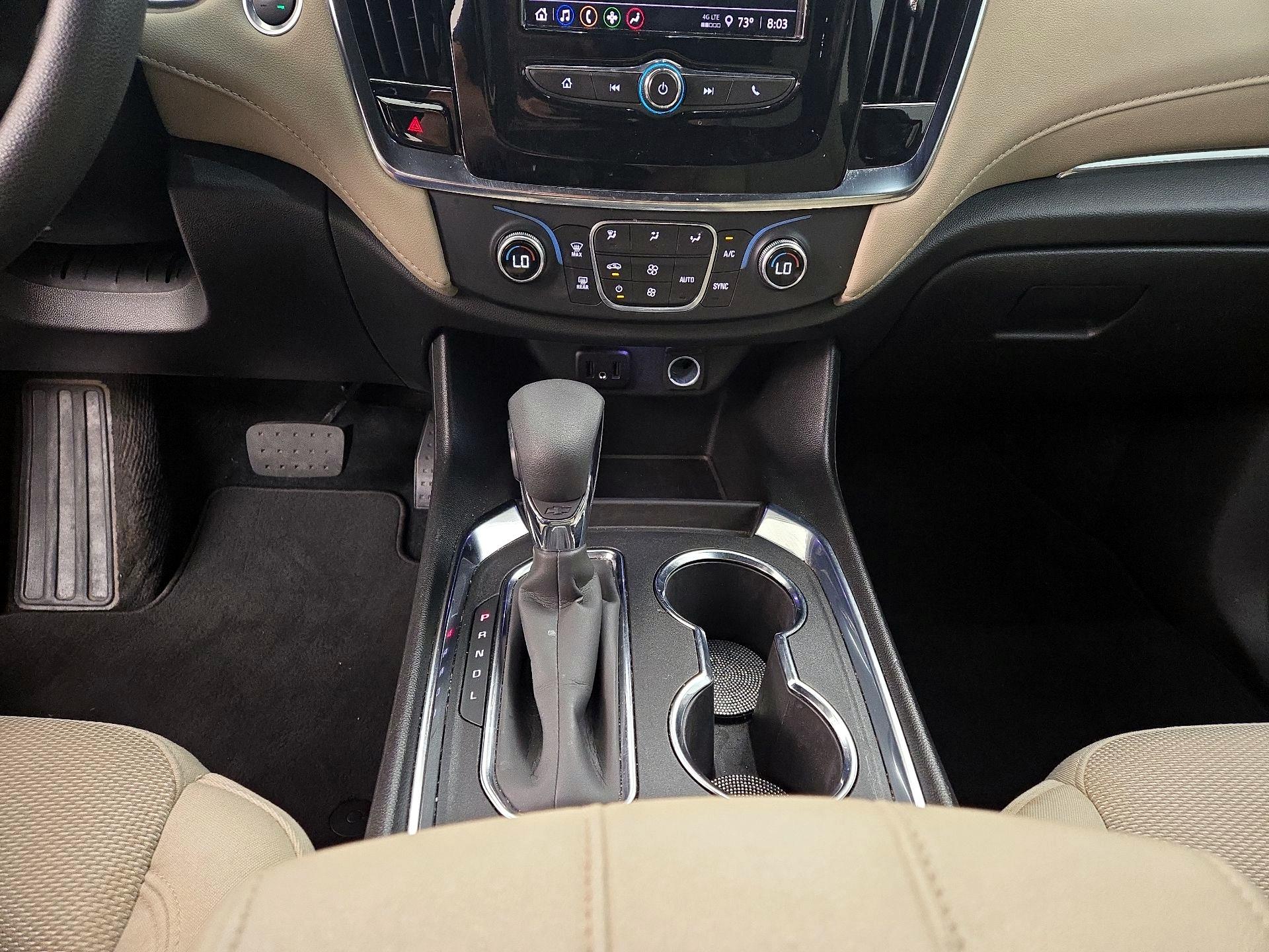 Thumbnail: 2023 Chevrolet Traverse - 17