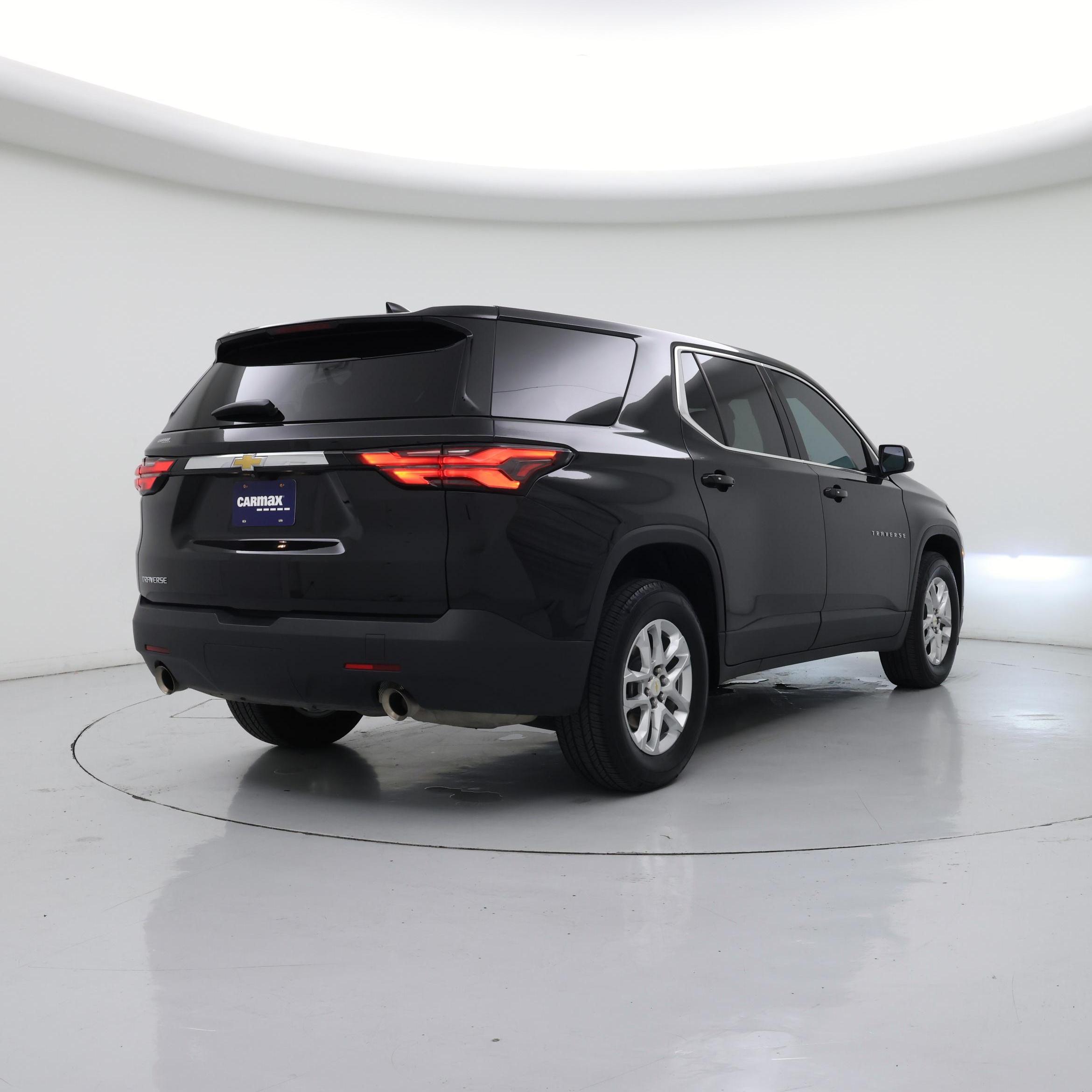 Thumbnail: 2023 Chevrolet Traverse - 8