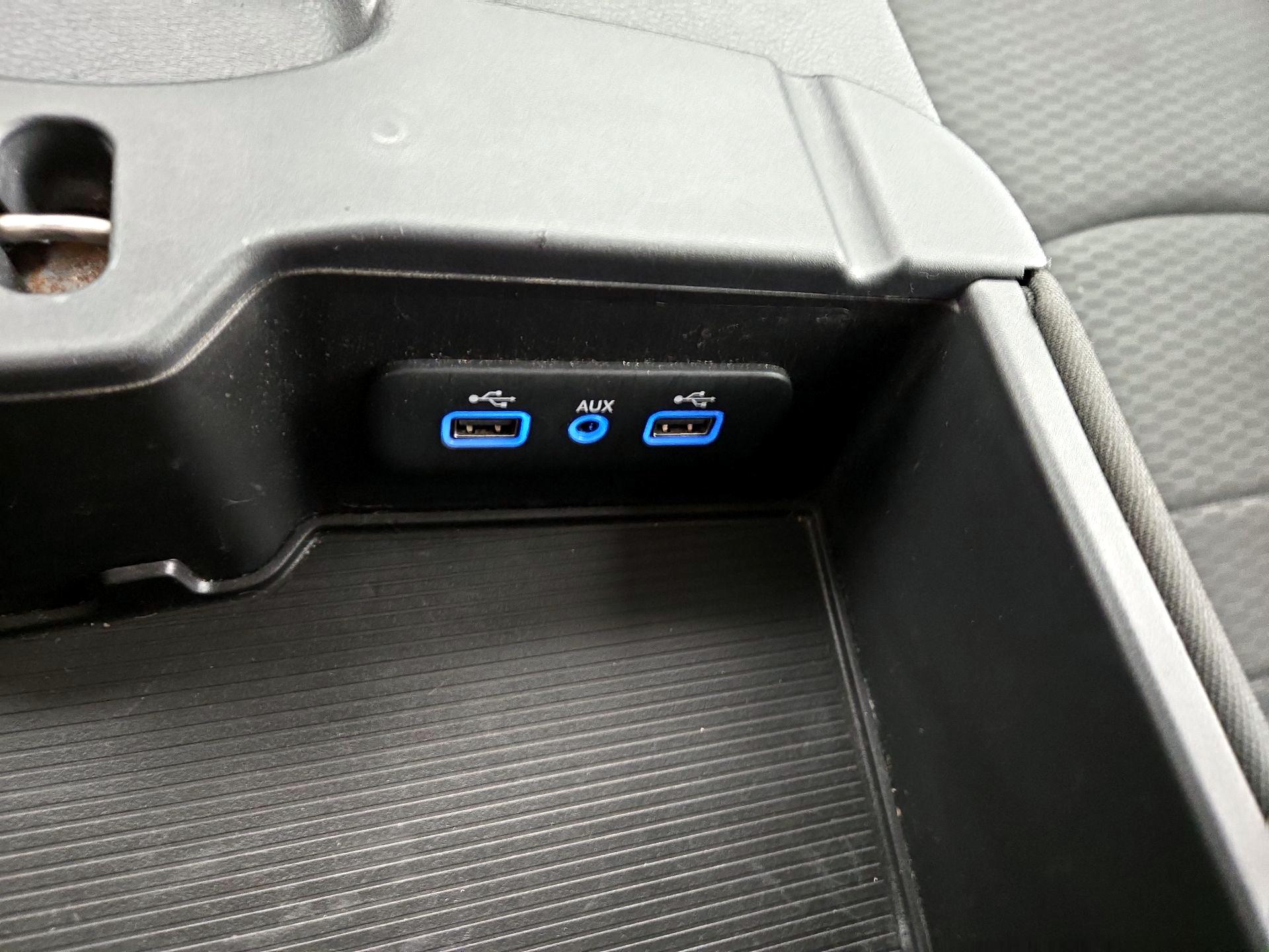 Thumbnail: 2019 RAM 1500 Classic - 18