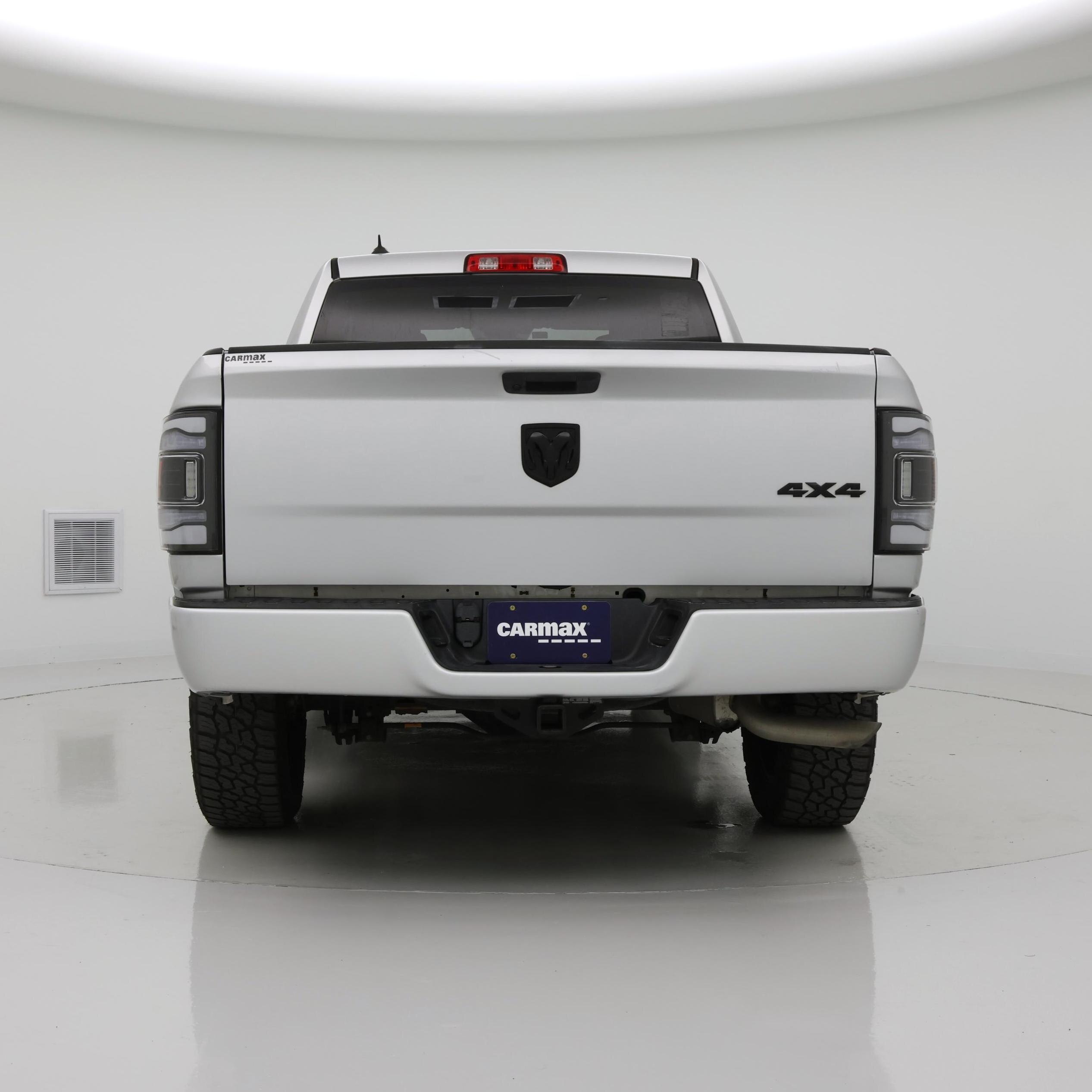 Thumbnail: 2019 RAM 1500 Classic - 6