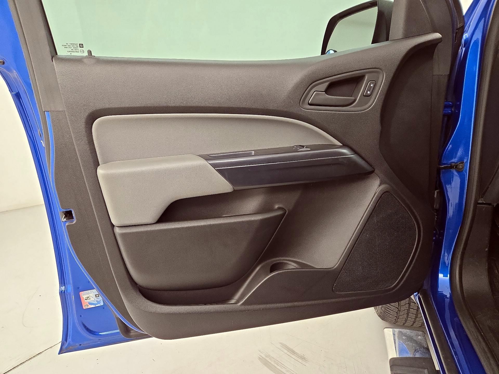 Thumbnail: 2019 Chevrolet Colorado - 12