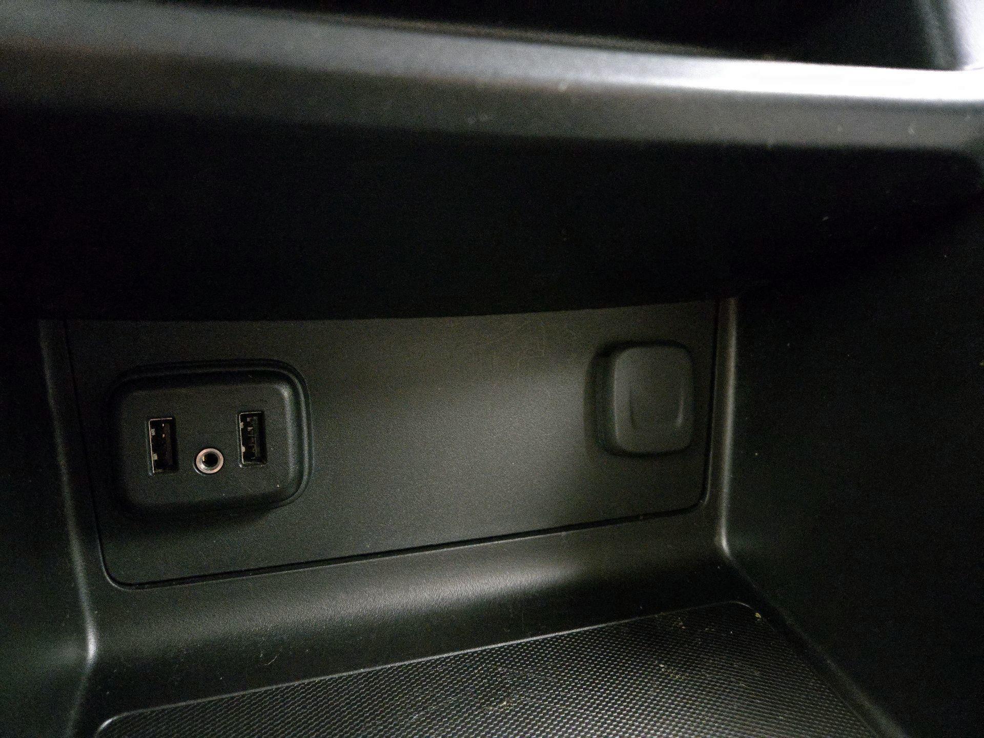 Thumbnail: 2019 Chevrolet Colorado - 18