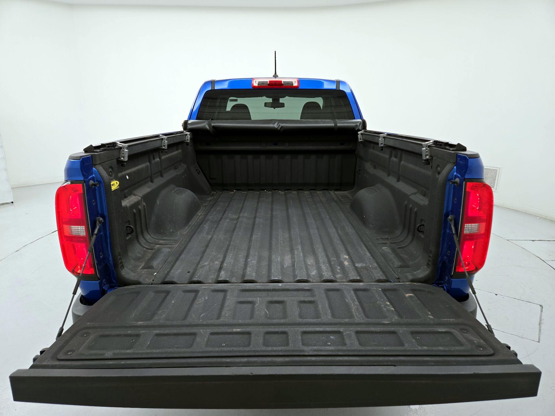 Thumbnail: 2019 Chevrolet Colorado - 20