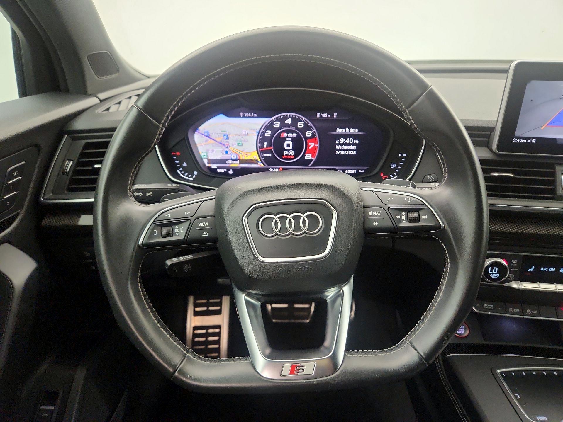 Thumbnail: 2019 Audi SQ5 - 10