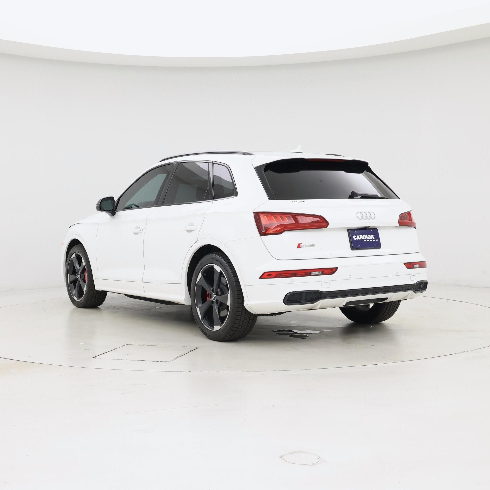 Thumbnail: 2019 Audi SQ5 - 2