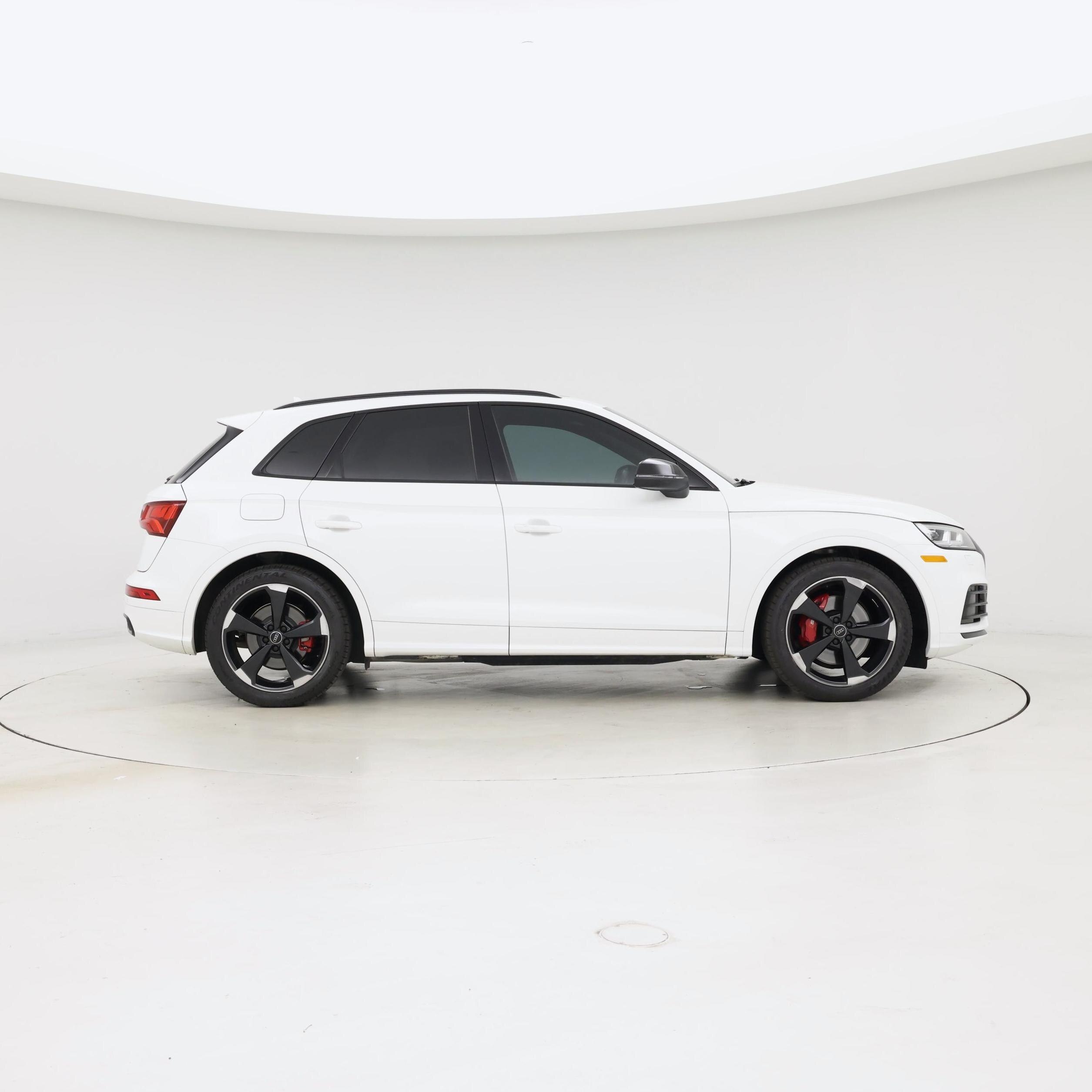 Thumbnail: 2019 Audi SQ5 - 7