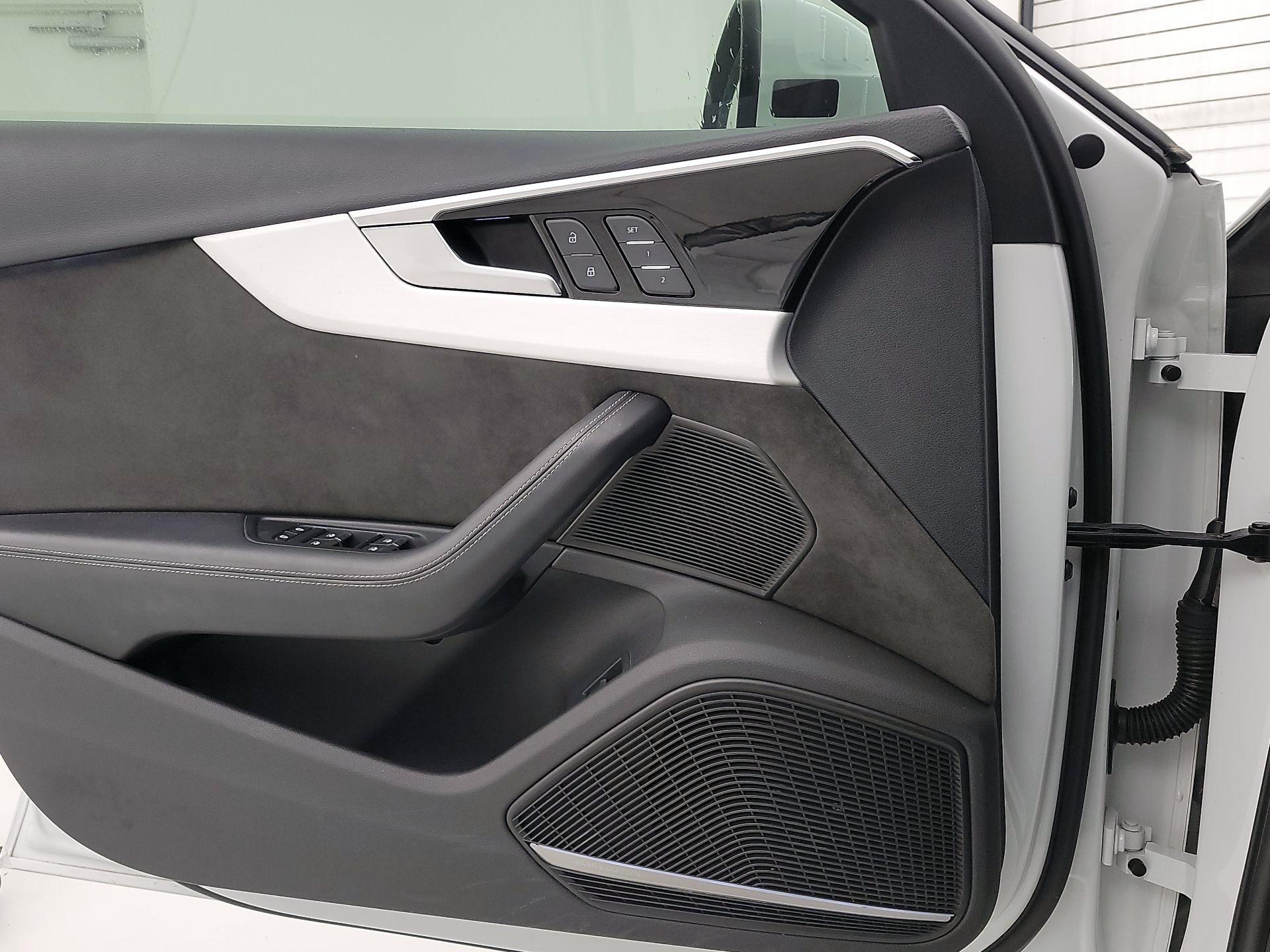 Thumbnail: 2020 Audi A4 - 12