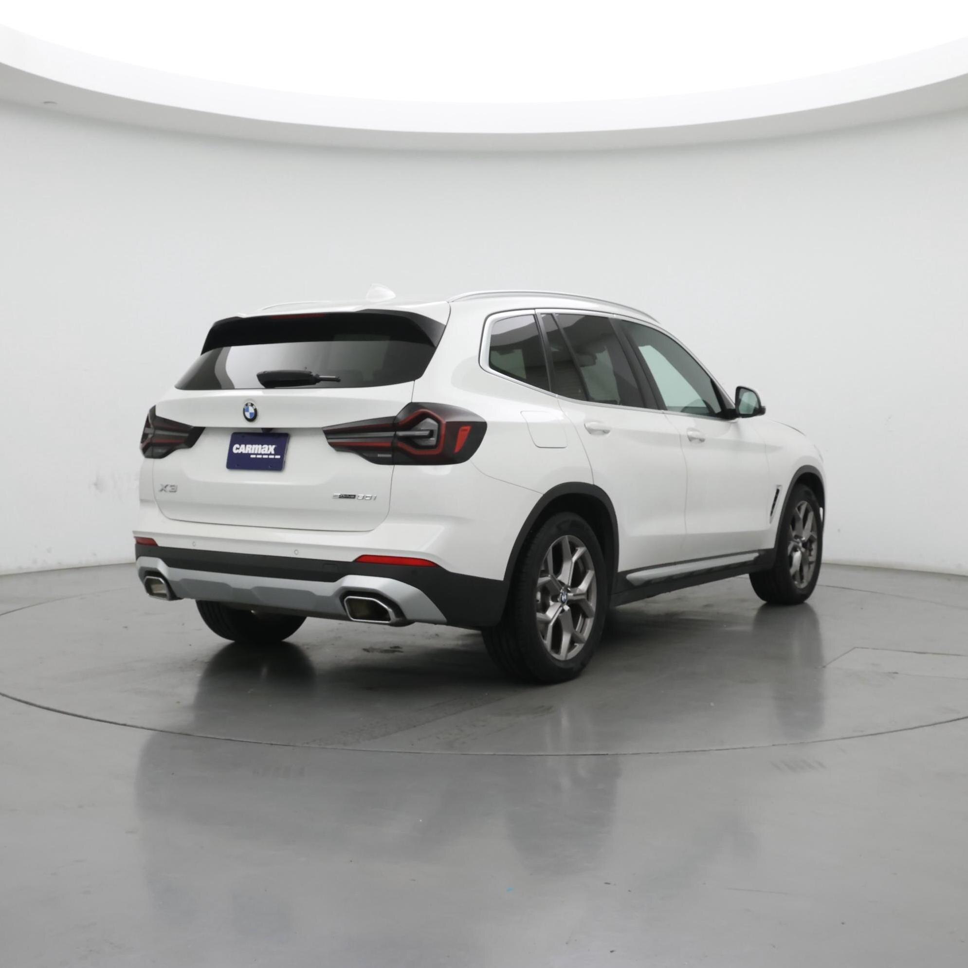Thumbnail: 2023 BMW X3 - 8