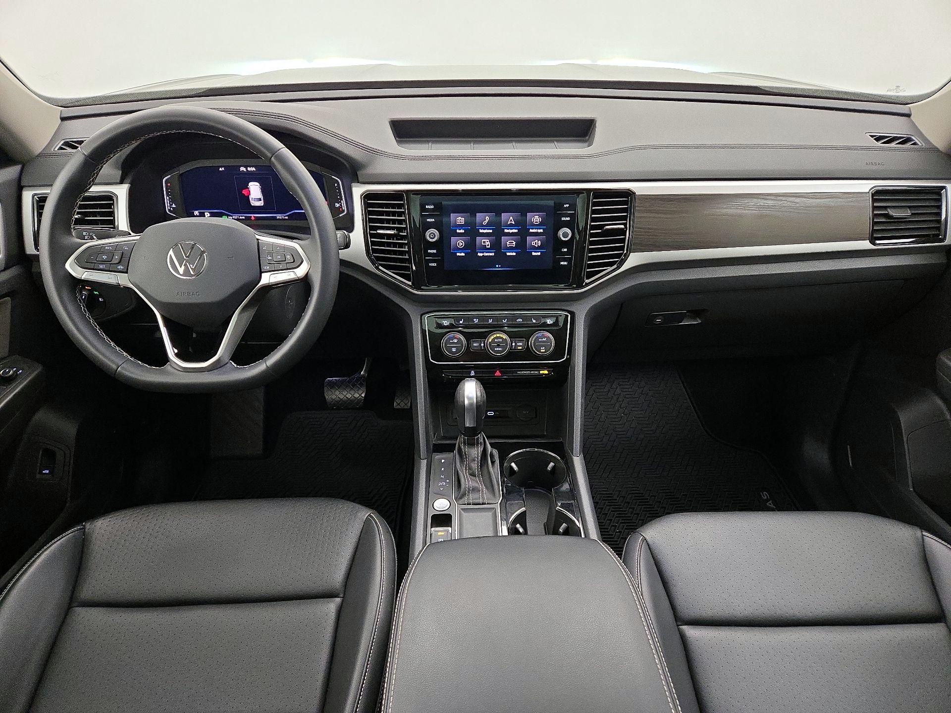 Thumbnail: 2023 Volkswagen Atlas - 9