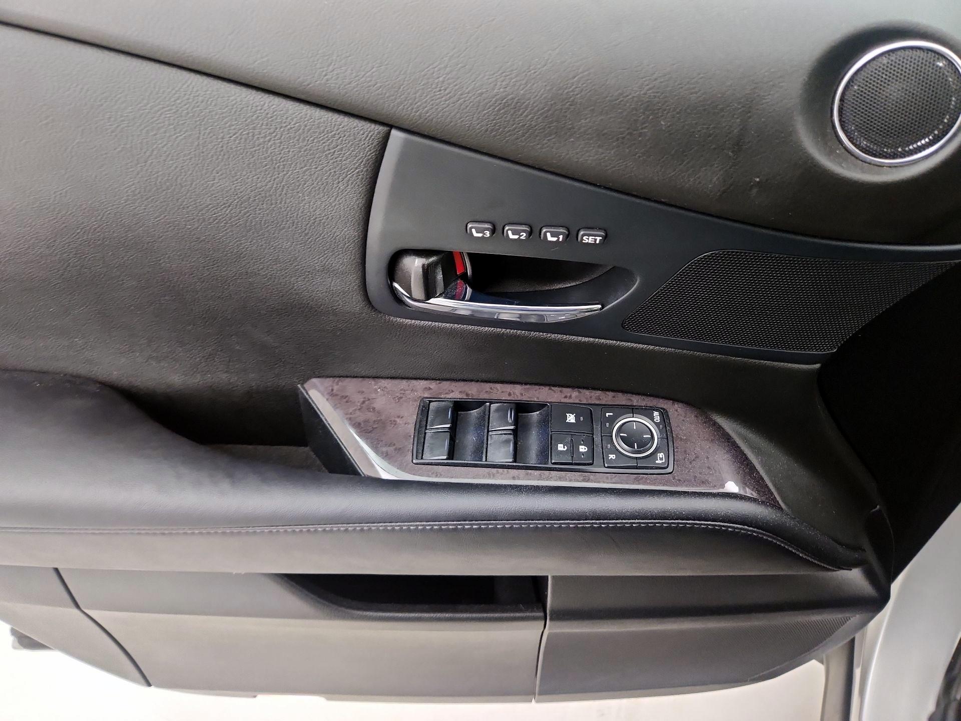 Thumbnail: 2015 Lexus RX - 12