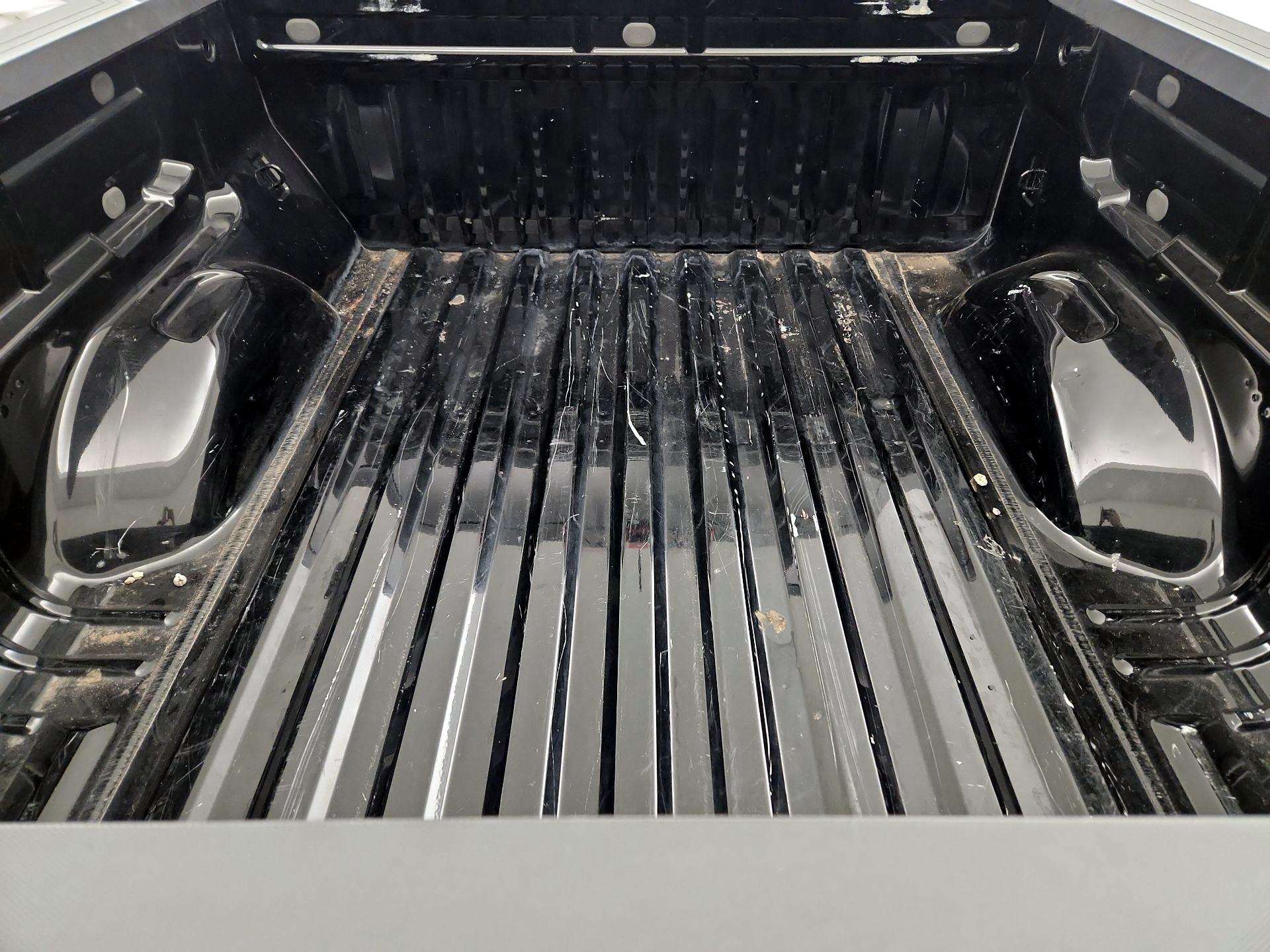 Thumbnail: 2021 Chevrolet Colorado - 20