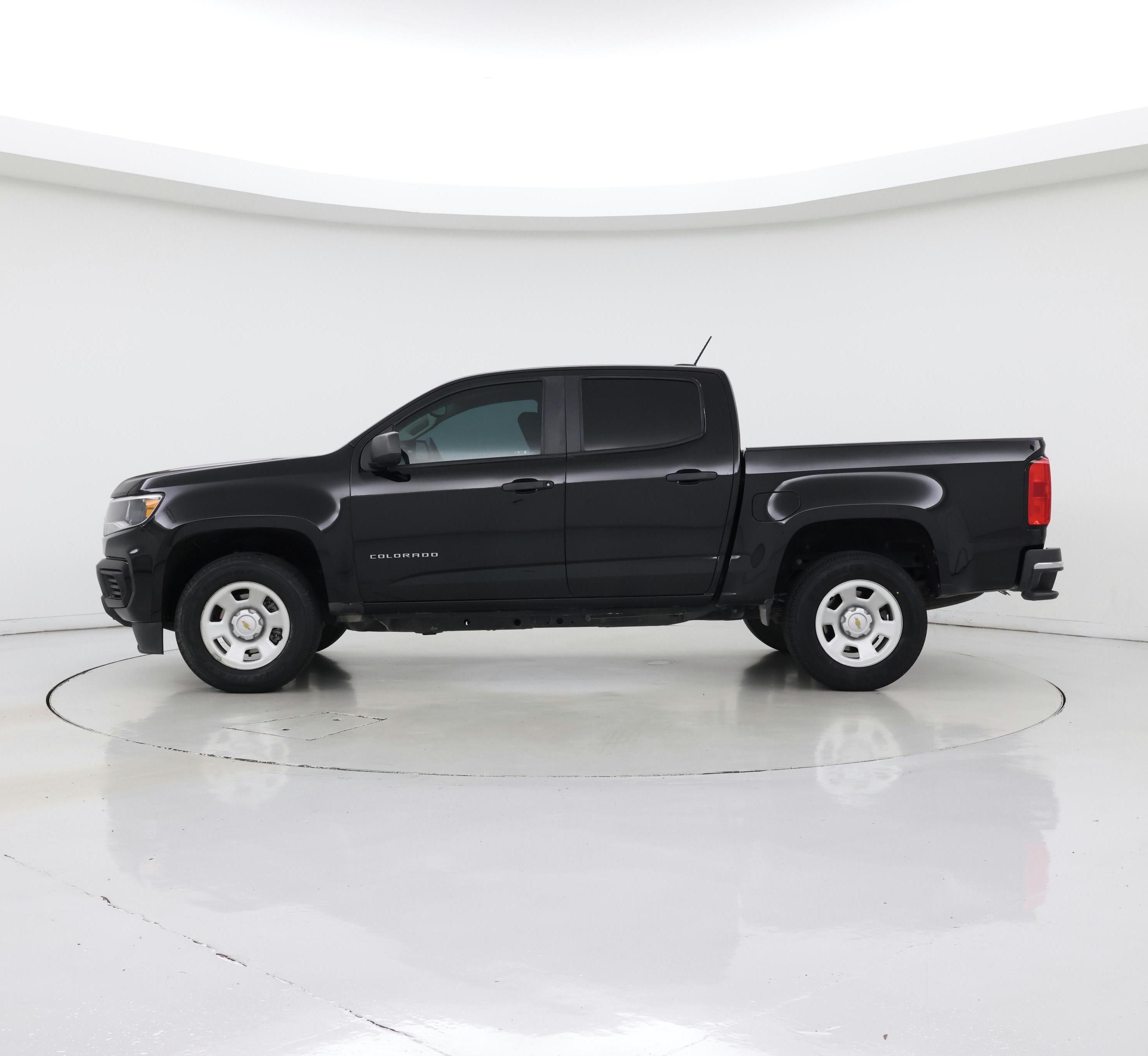 Thumbnail: 2021 Chevrolet Colorado - 3