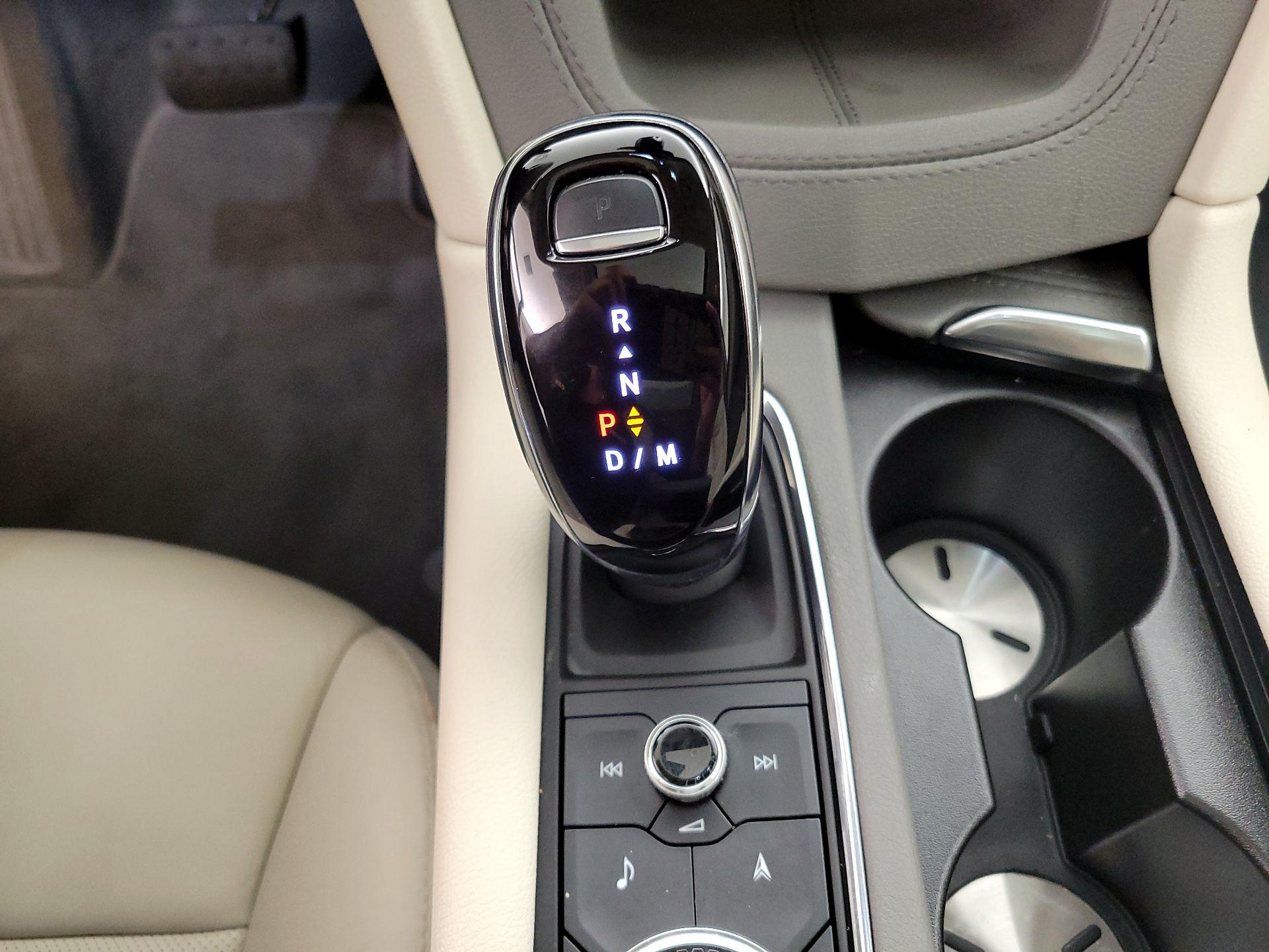 Thumbnail: 2021 Cadillac XT5 - 18