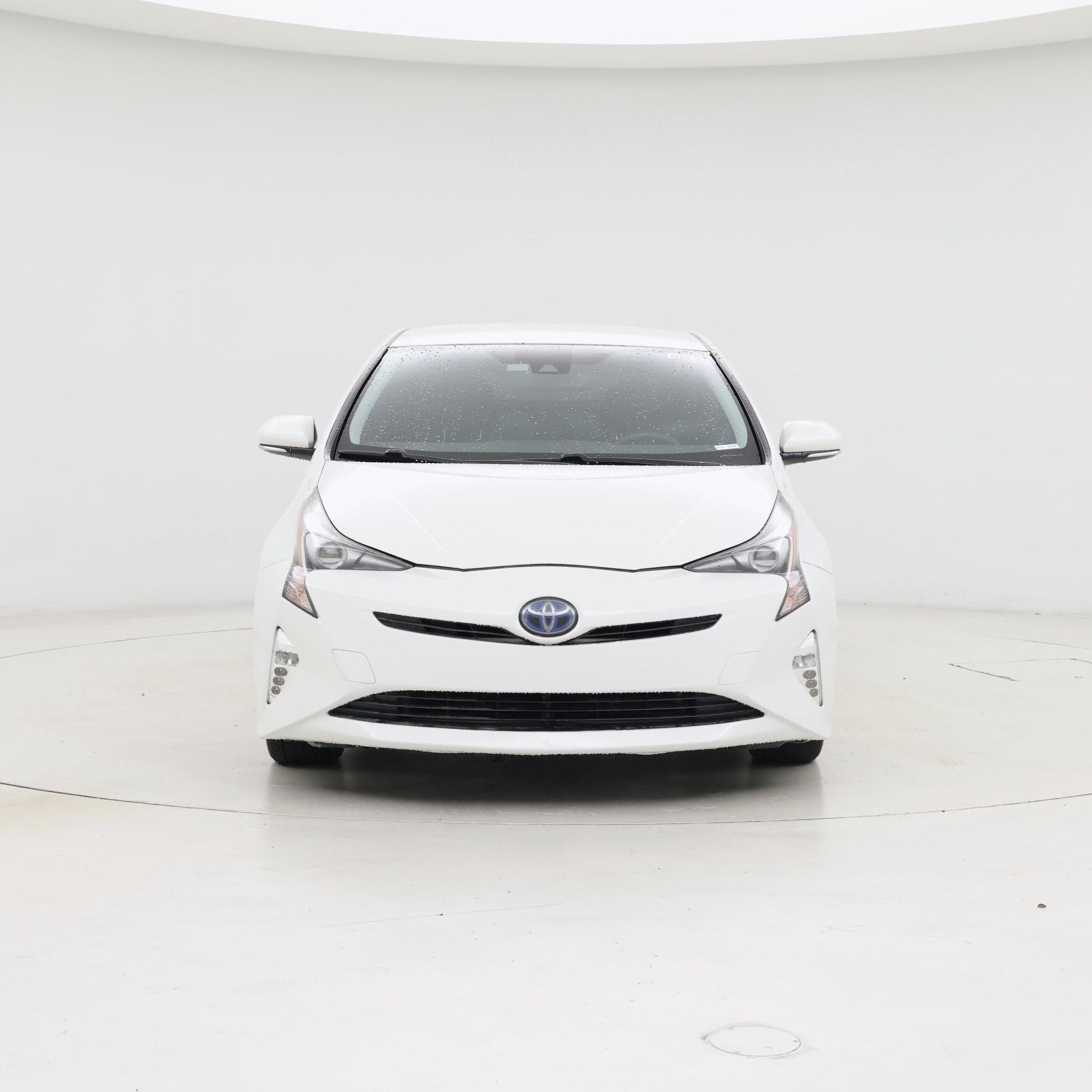 Thumbnail: 2016 Toyota Prius - 5