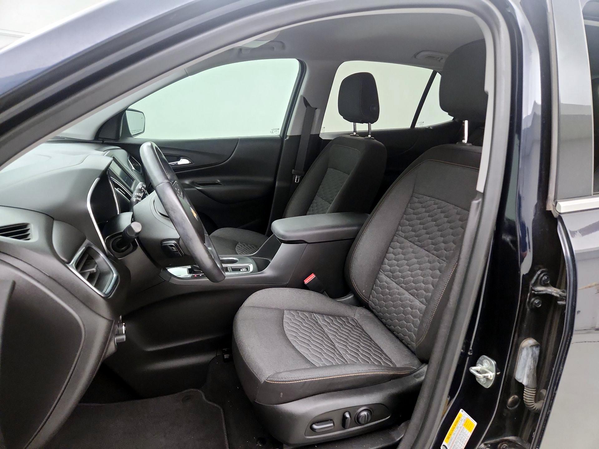 Thumbnail: 2020 Chevrolet Equinox - 11