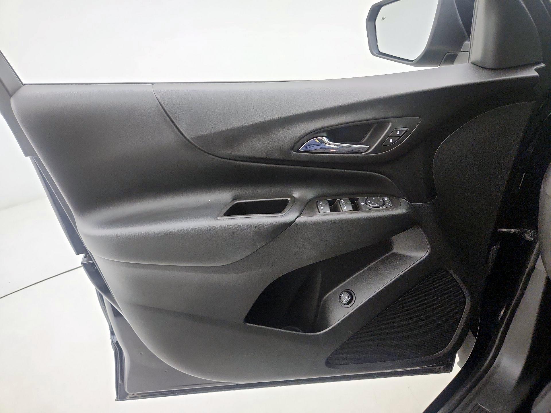 Thumbnail: 2020 Chevrolet Equinox - 12