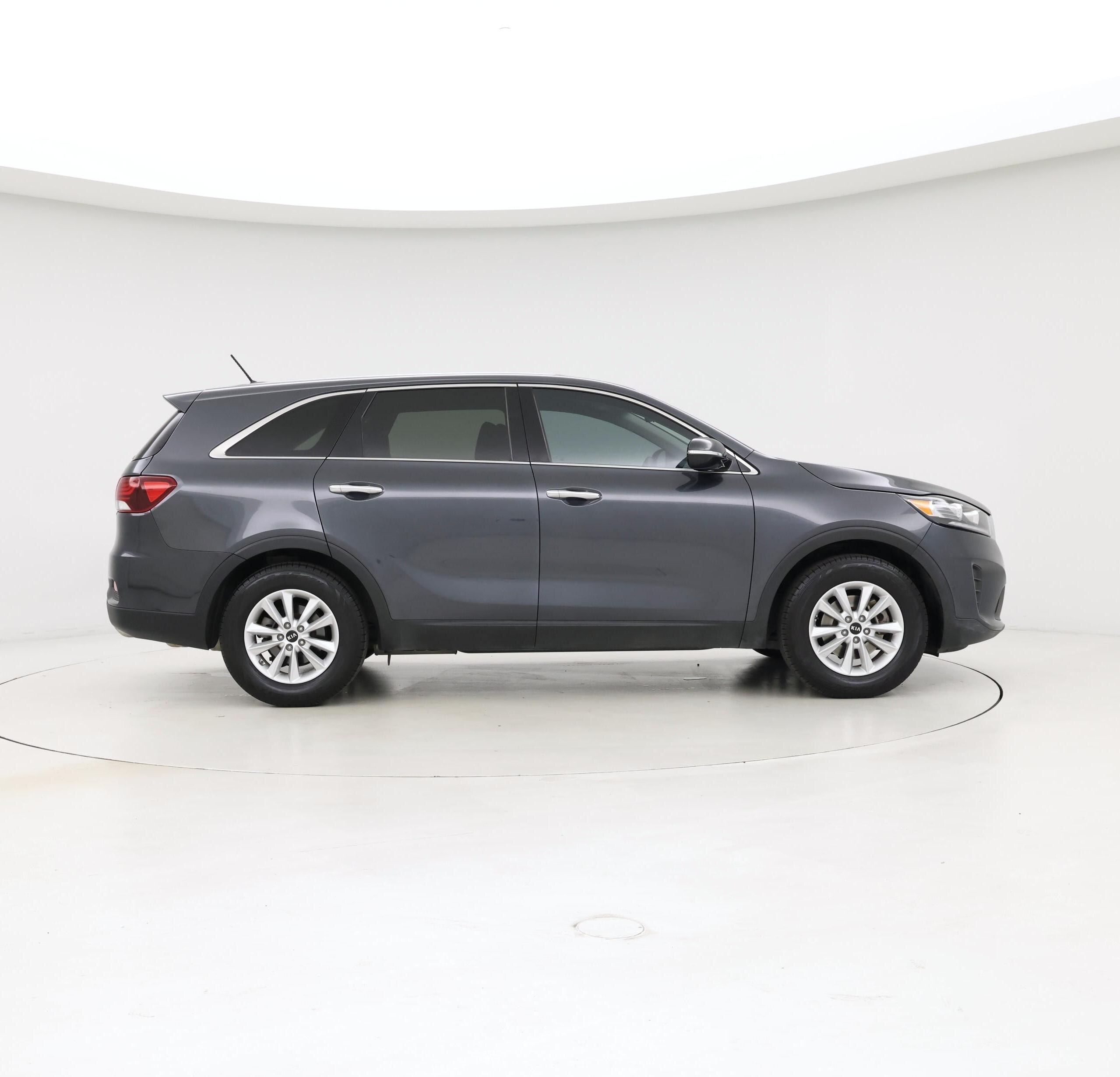 Thumbnail: 2020 Kia Sorento - 7