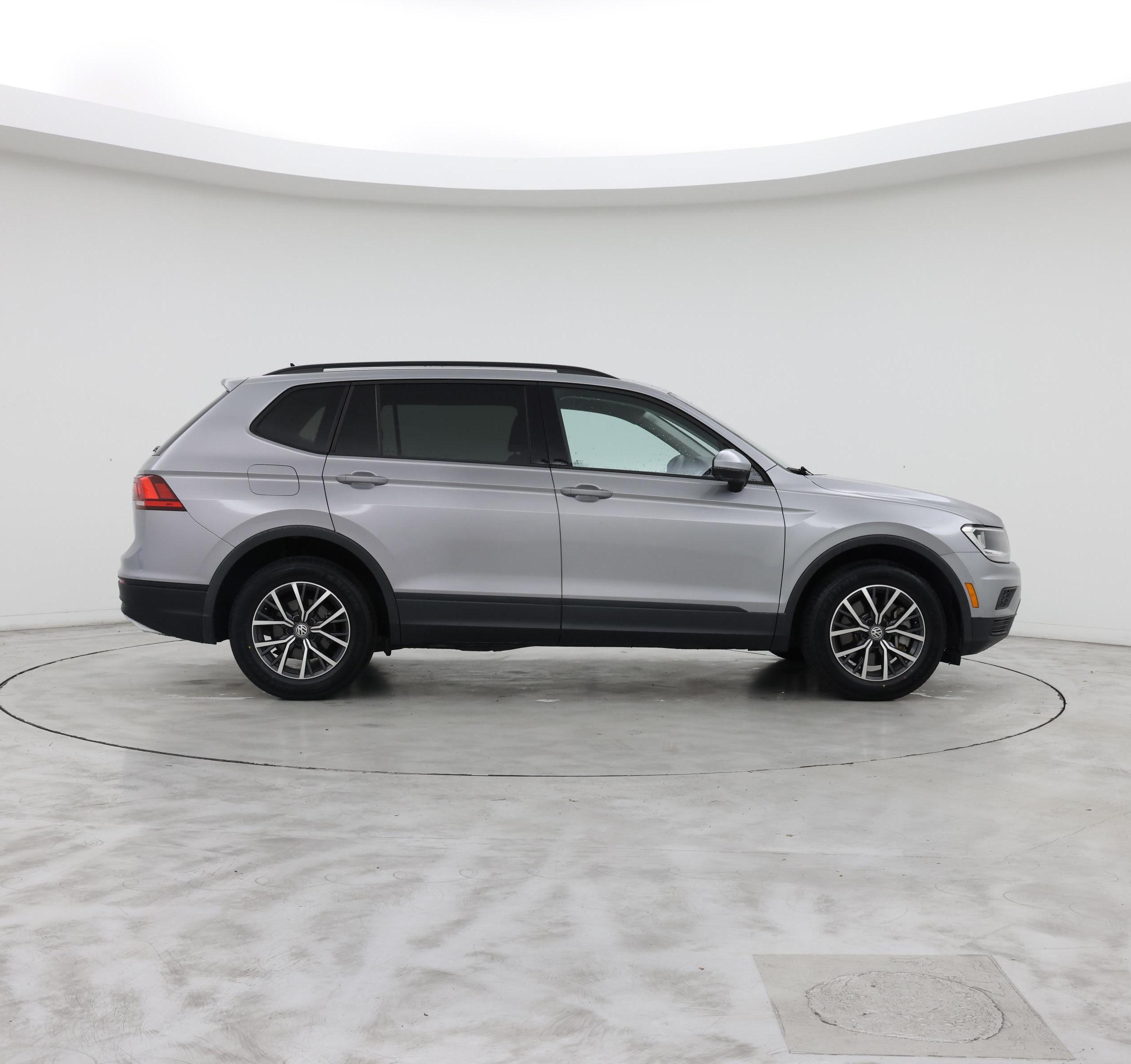 Thumbnail: 2021 Volkswagen Tiguan - 7