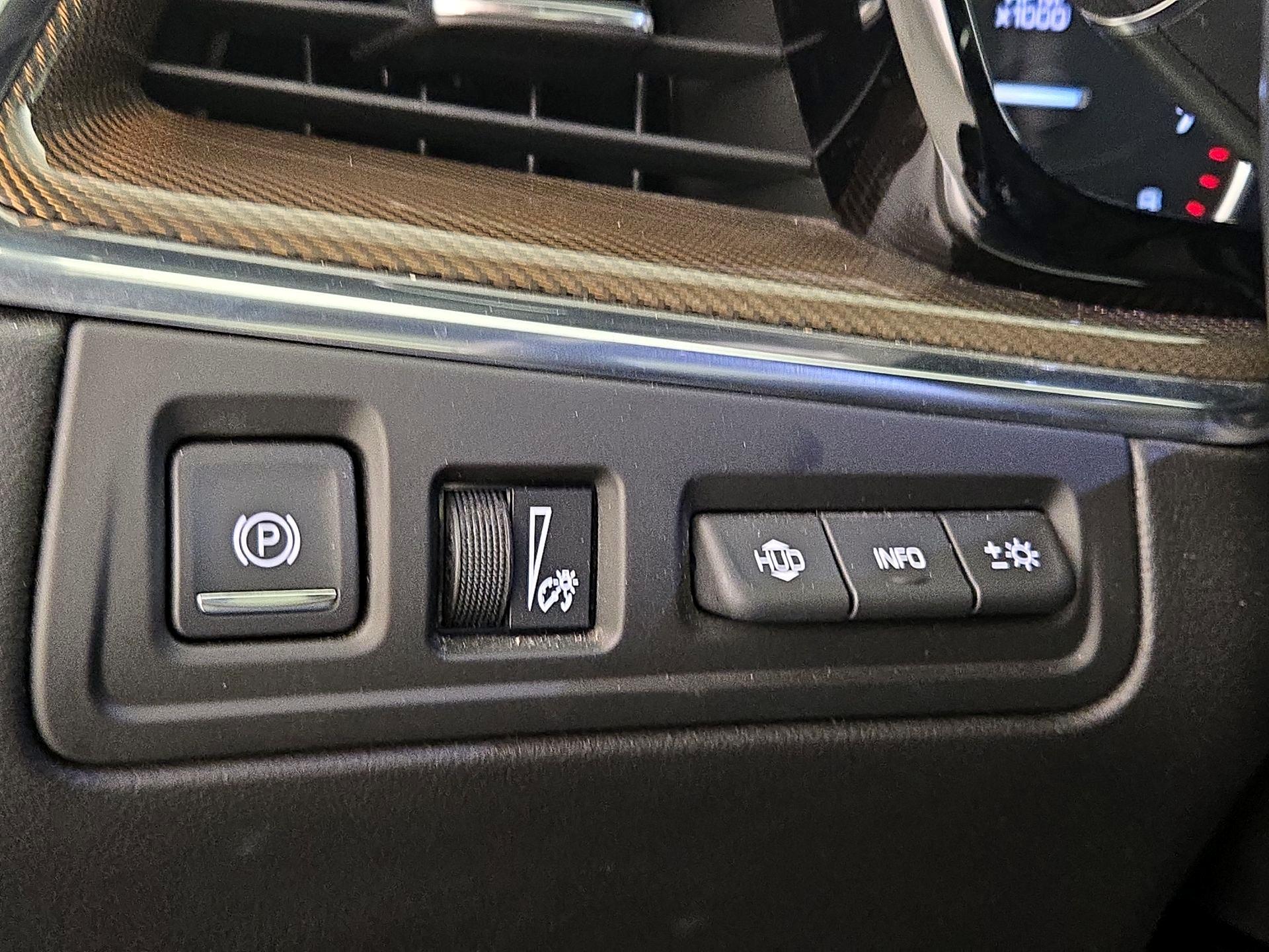 Thumbnail: 2019 Cadillac XT5 - 13
