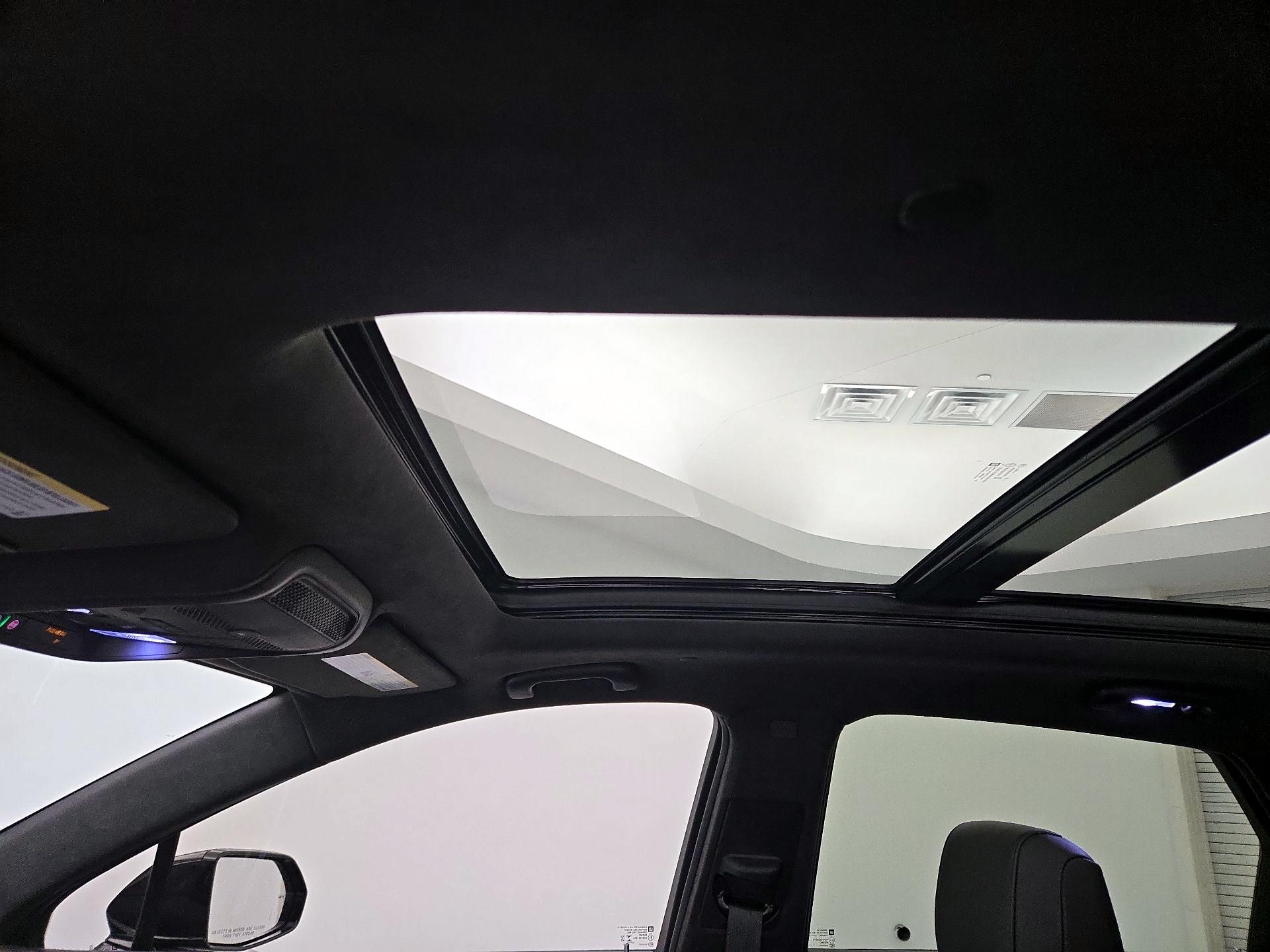 Thumbnail: 2019 Cadillac XT5 - 20