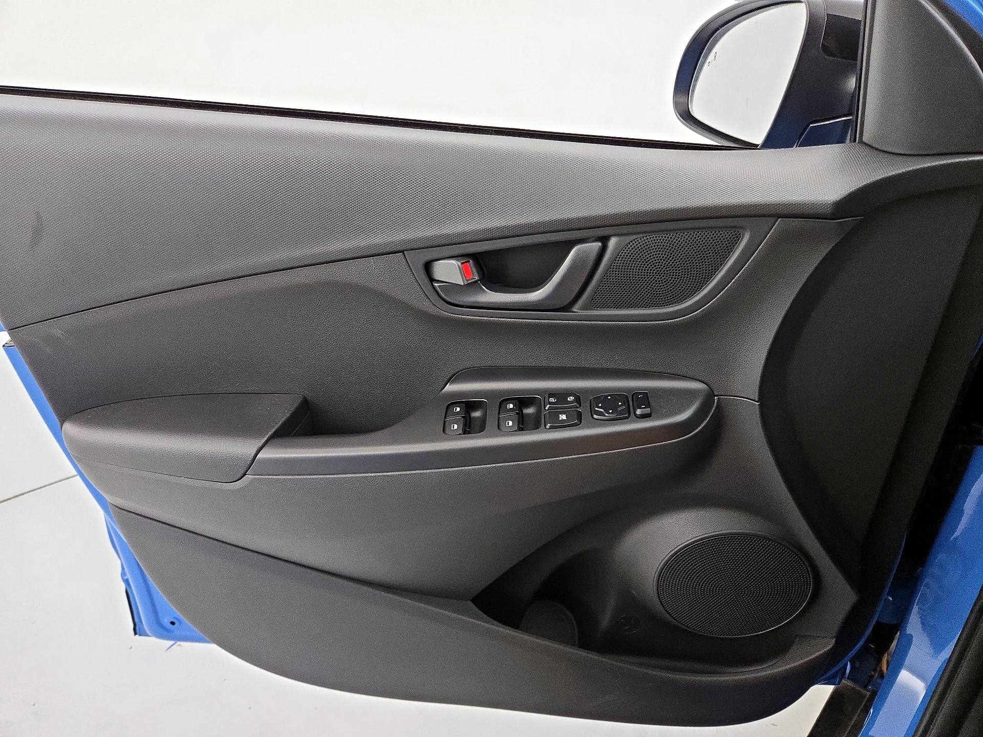 Thumbnail: 2022 Hyundai Kona - 12