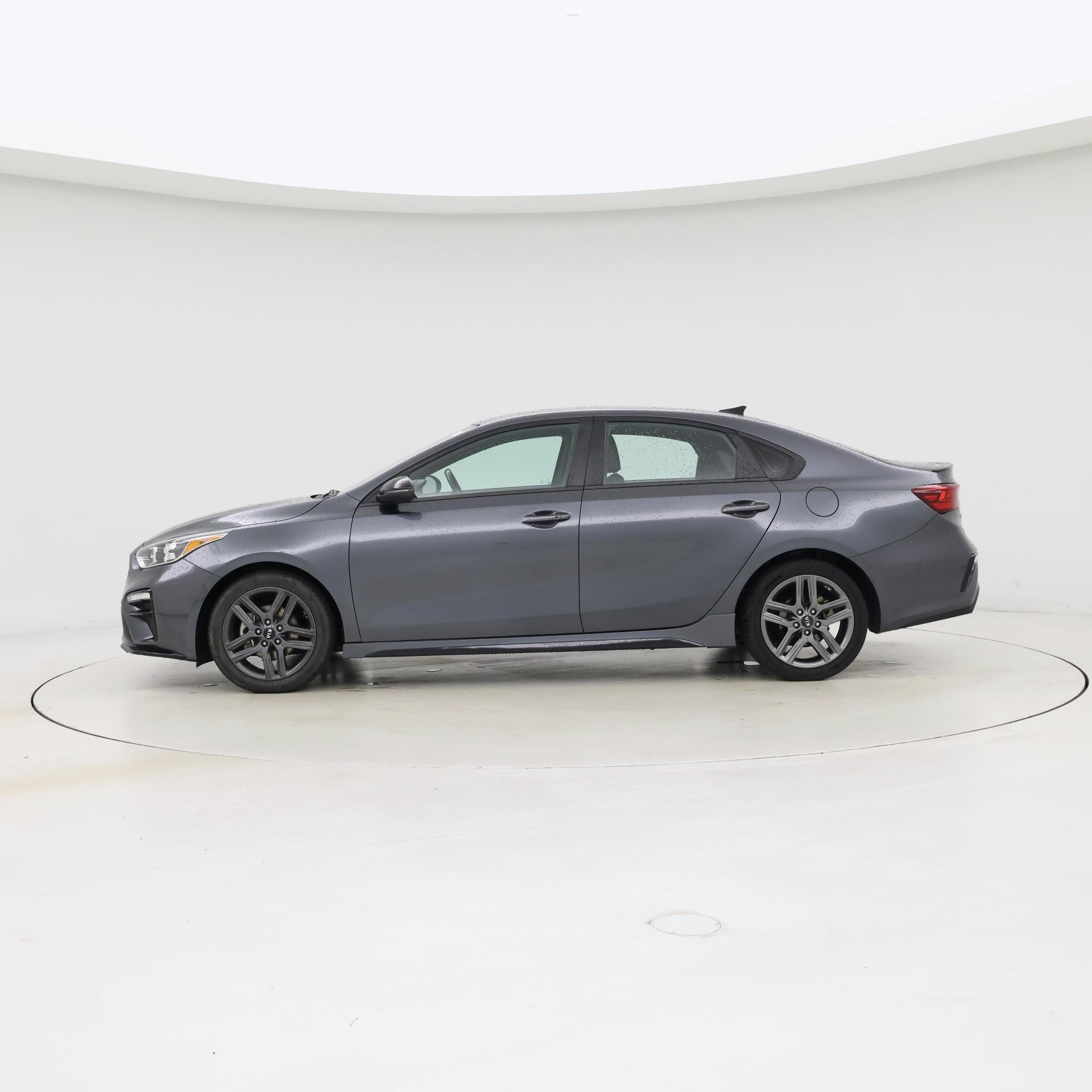 Thumbnail: 2021 Kia Forte - 3