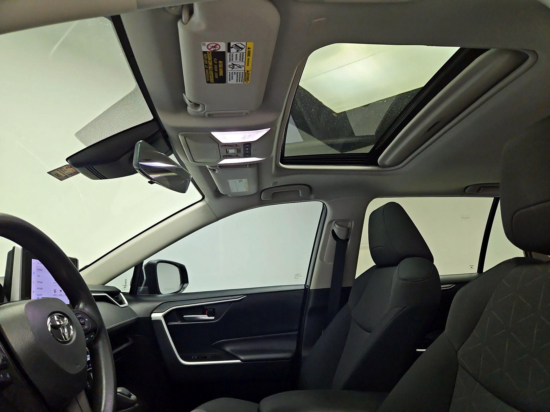 Thumbnail: 2024 Toyota RAV4 - 19
