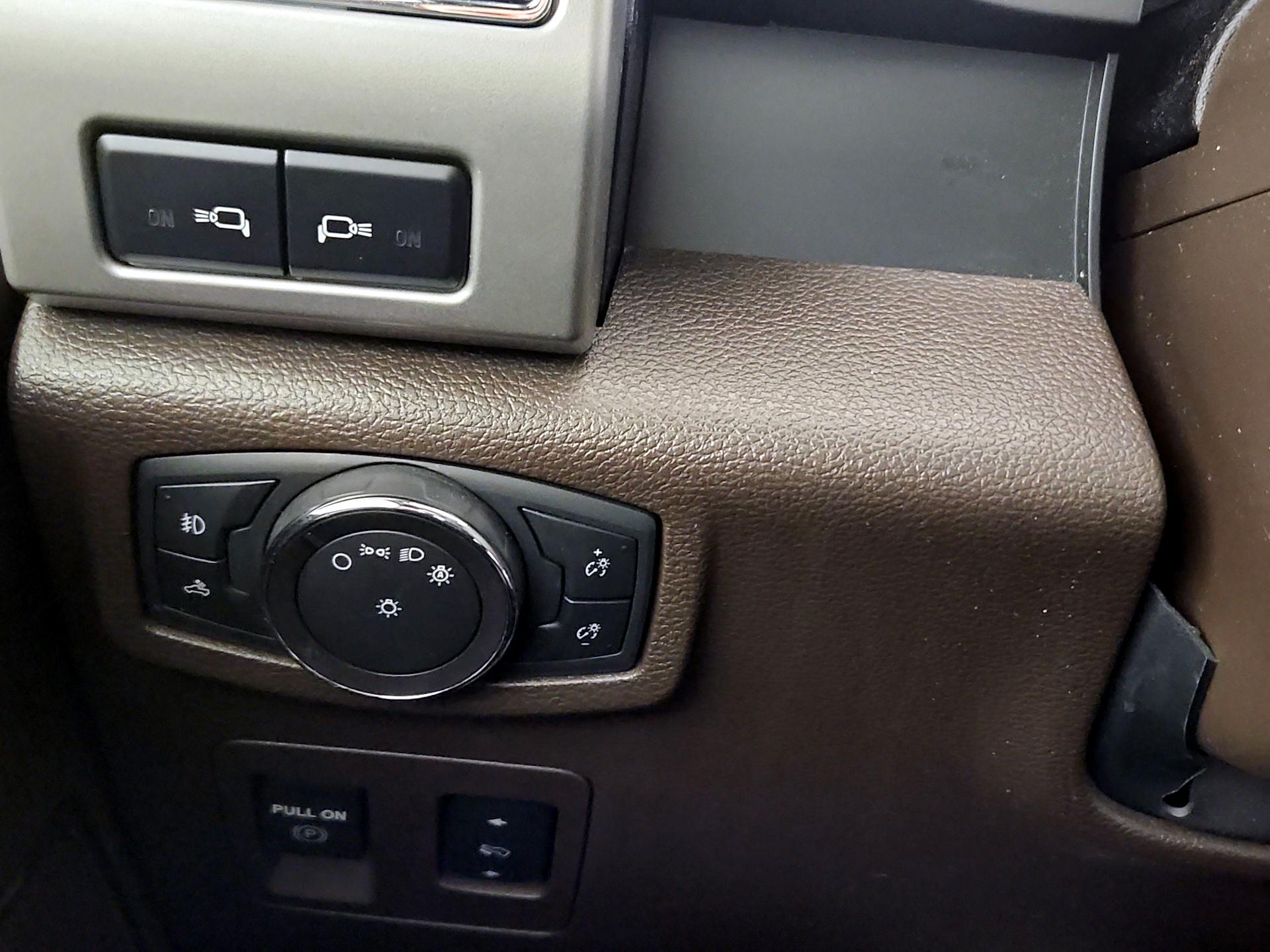 Thumbnail: 2019 Ford F-150 - 13
