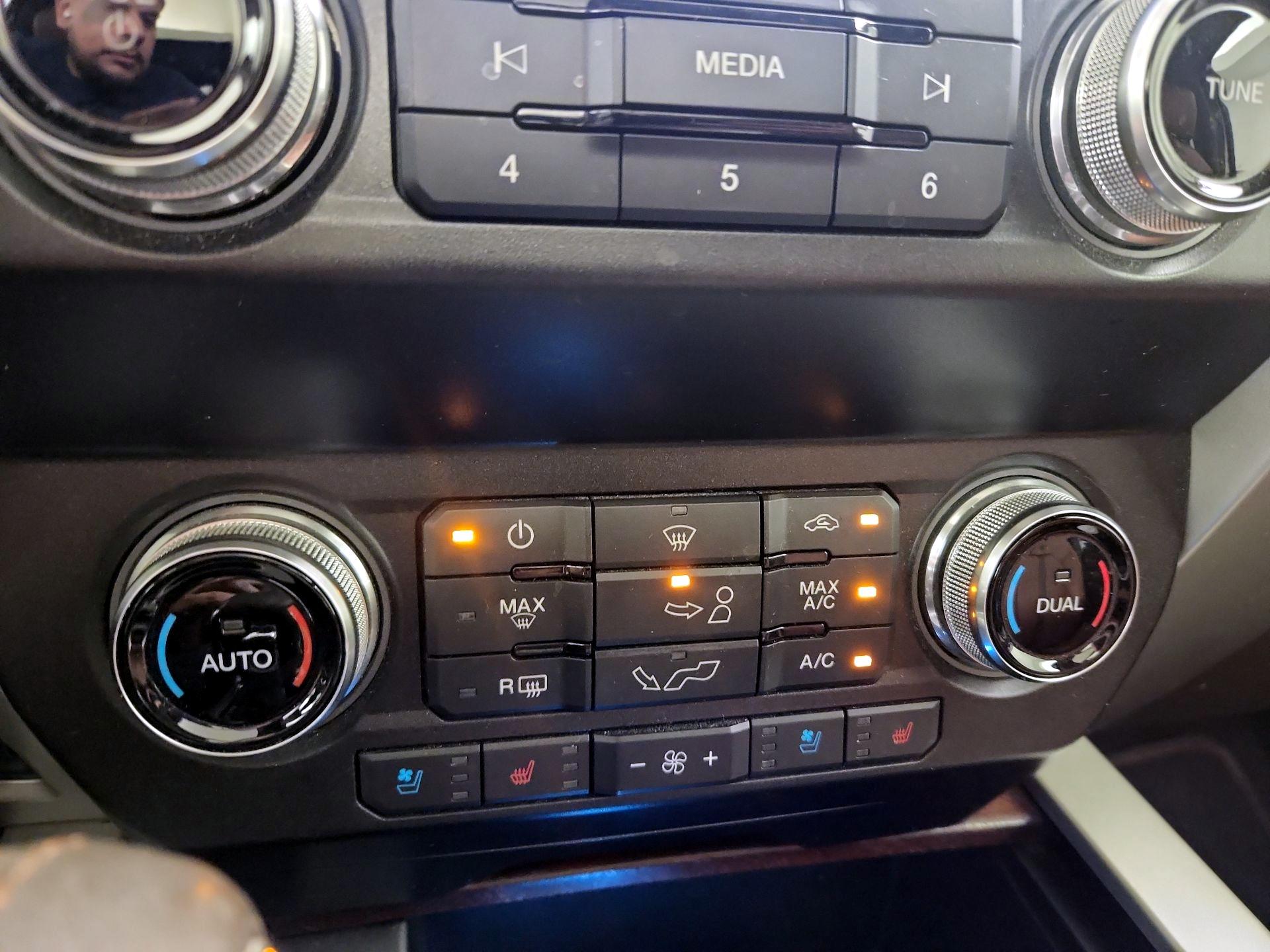 Thumbnail: 2019 Ford F-150 - 16