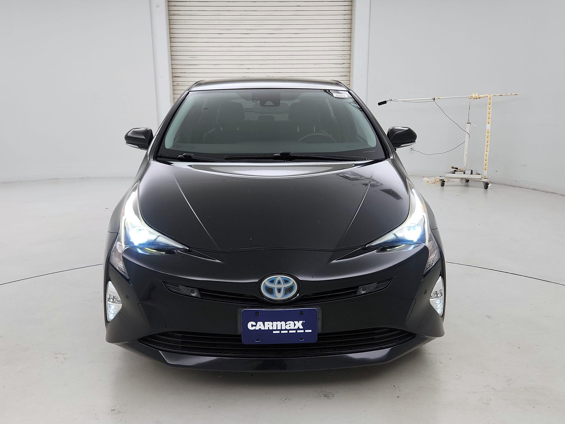 Thumbnail: 2016 Toyota Prius - 2