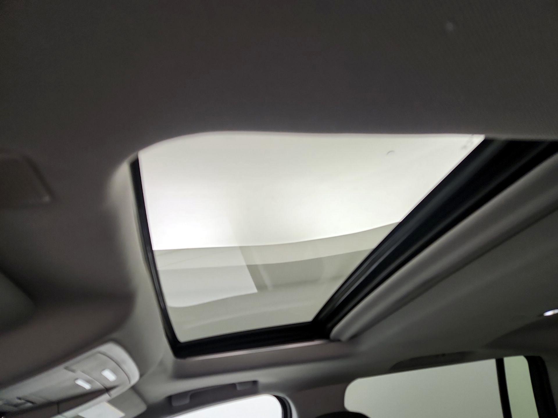 Thumbnail: 2018 Chevrolet Suburban - 19