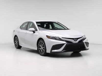 Silver 2024 Toyota Camry SE