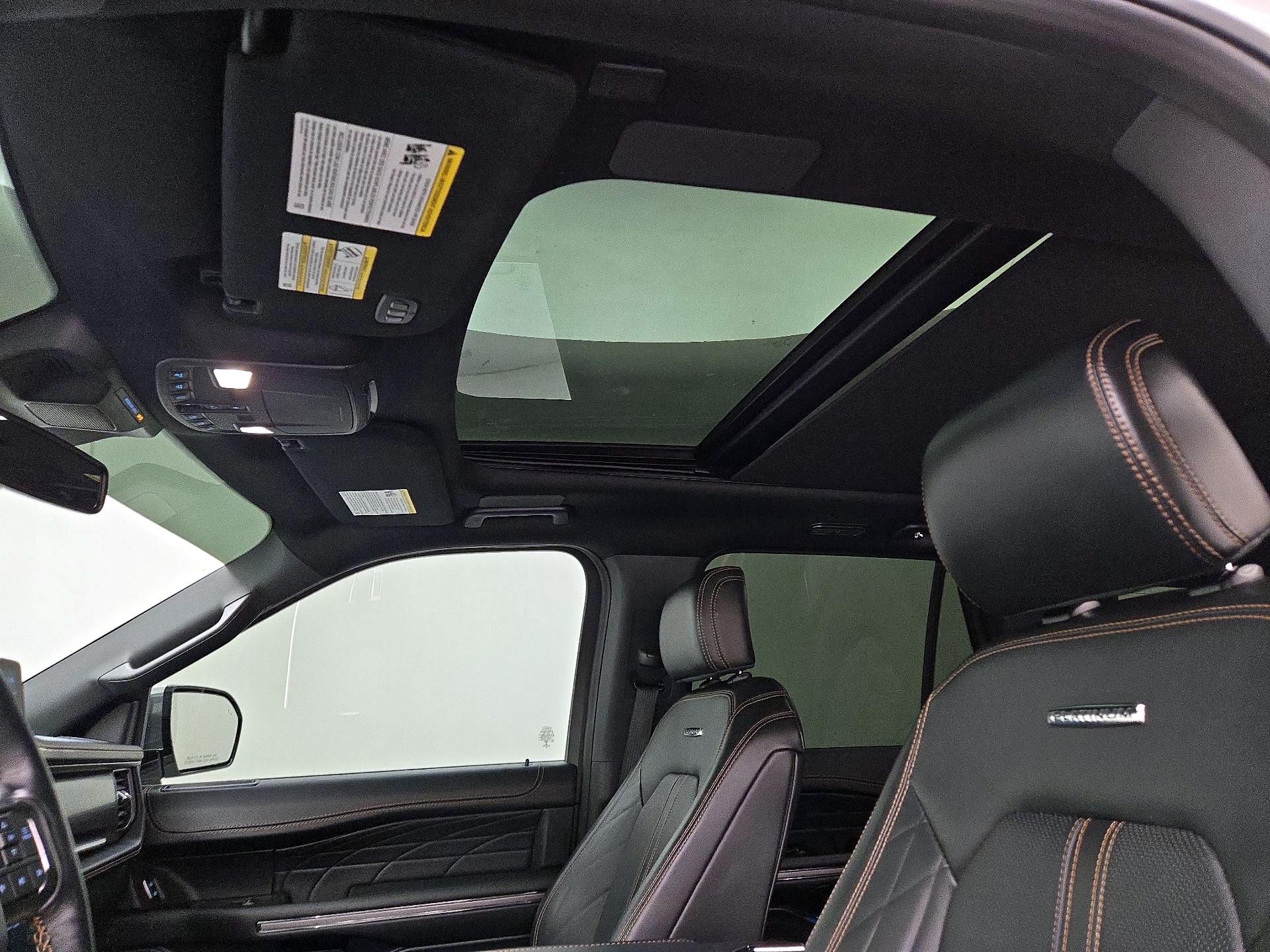 Thumbnail: 2022 Ford Expedition - 20