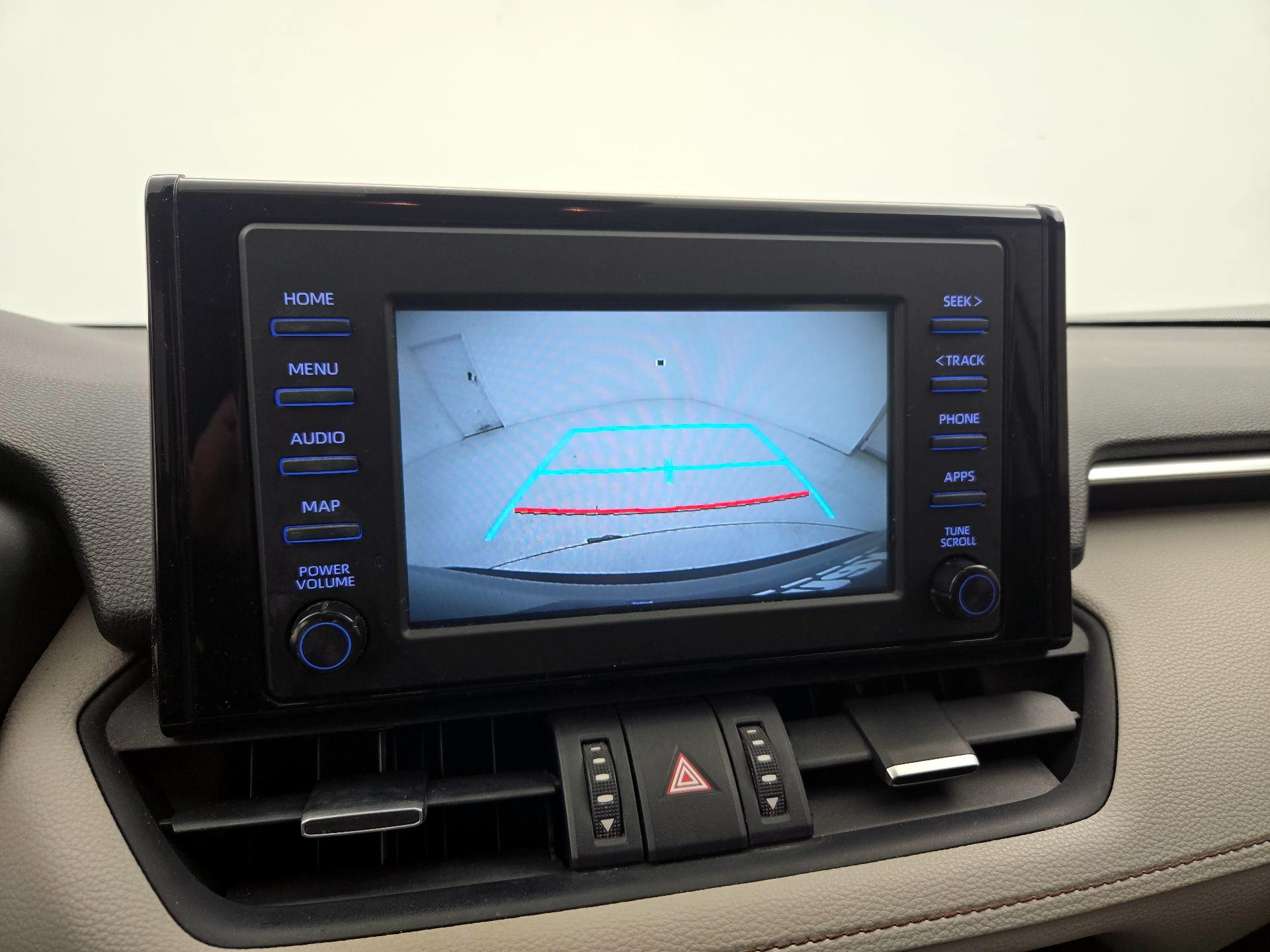 Thumbnail: 2019 Toyota RAV4 - 15