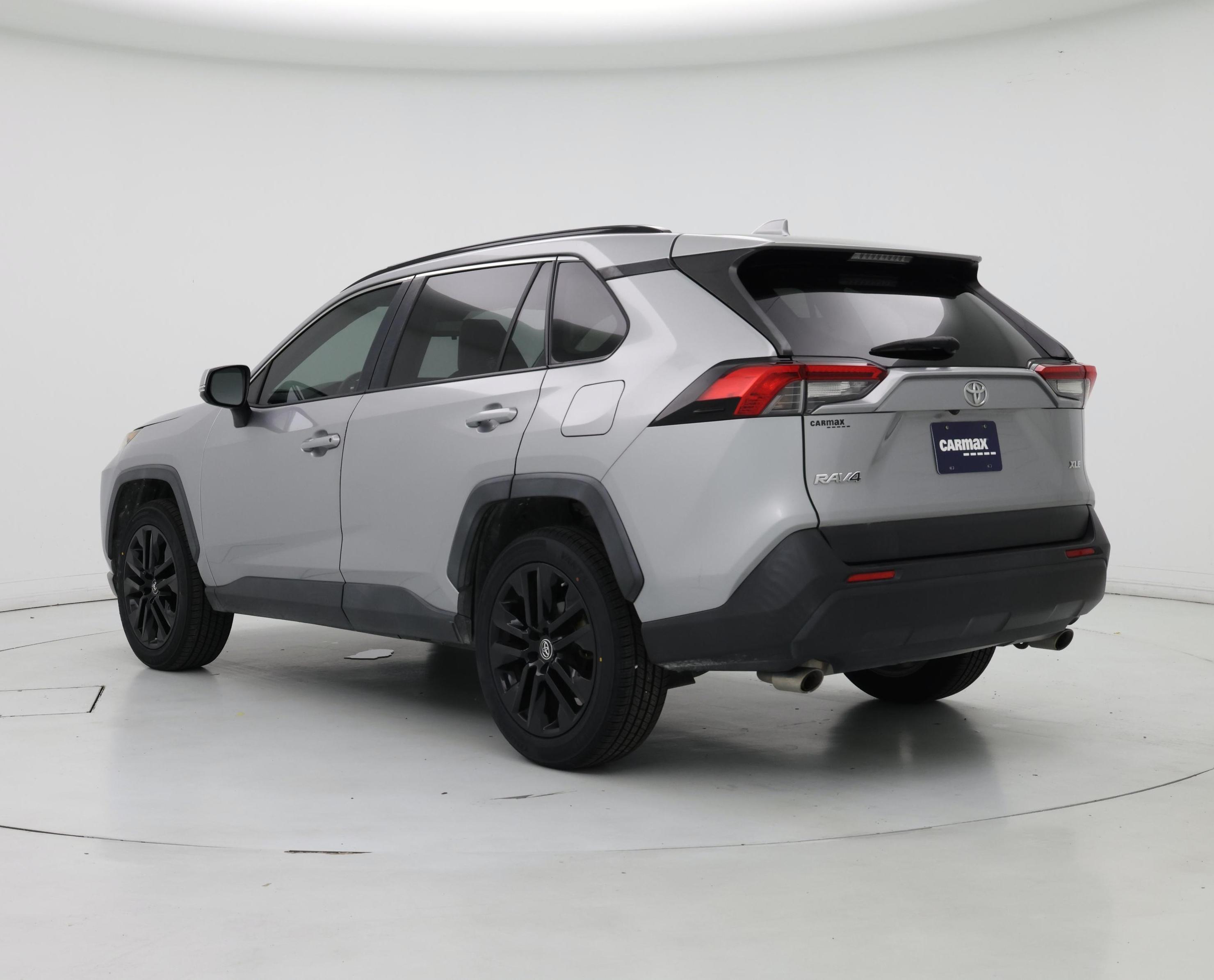 Thumbnail: 2019 Toyota RAV4 - 2