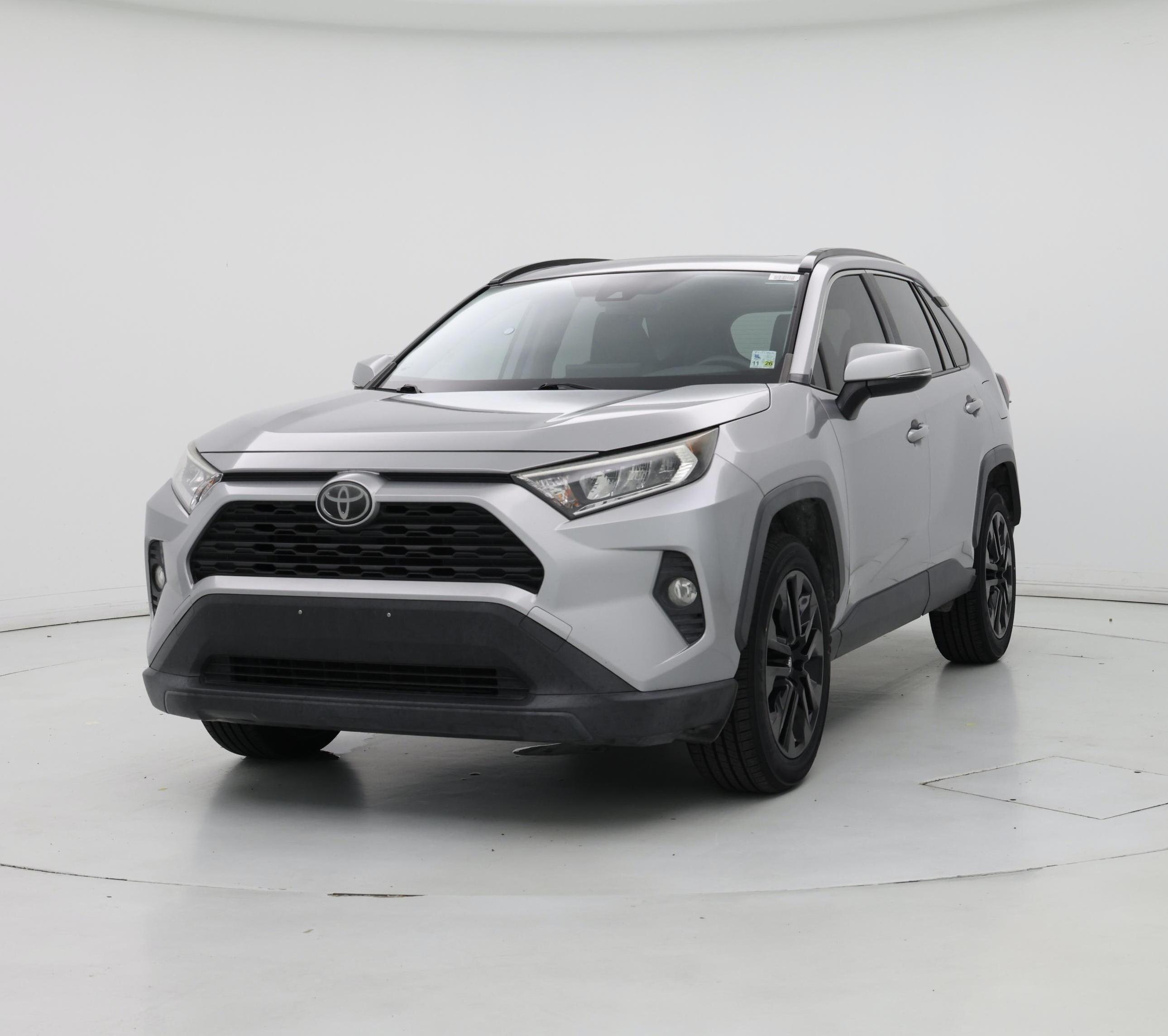 Thumbnail: 2019 Toyota RAV4 - 4