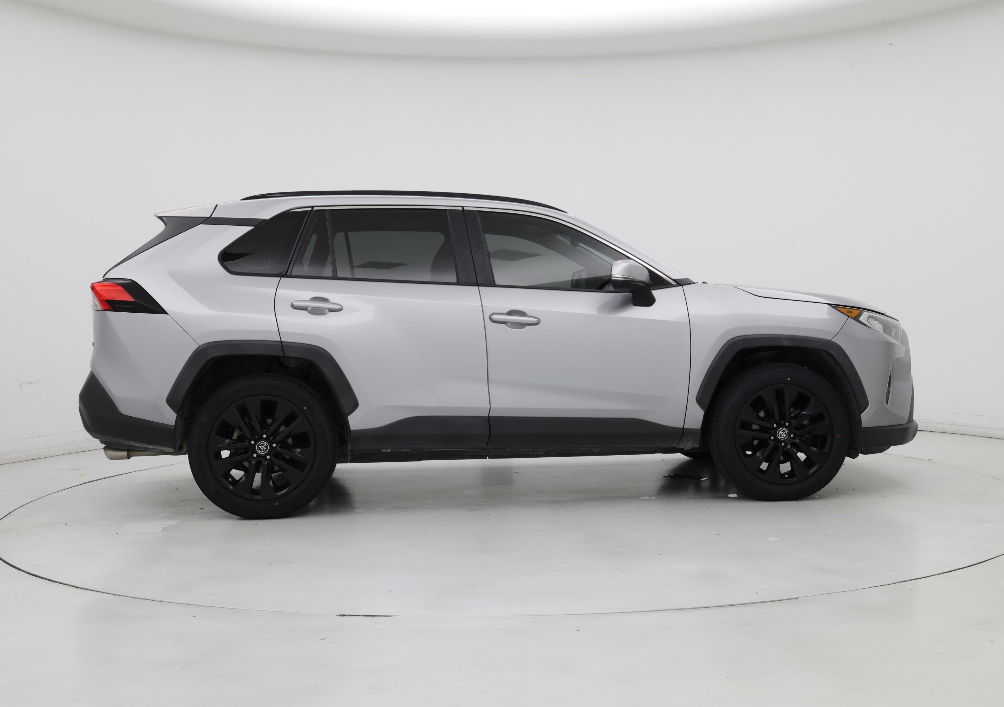 Thumbnail: 2019 Toyota RAV4 - 7