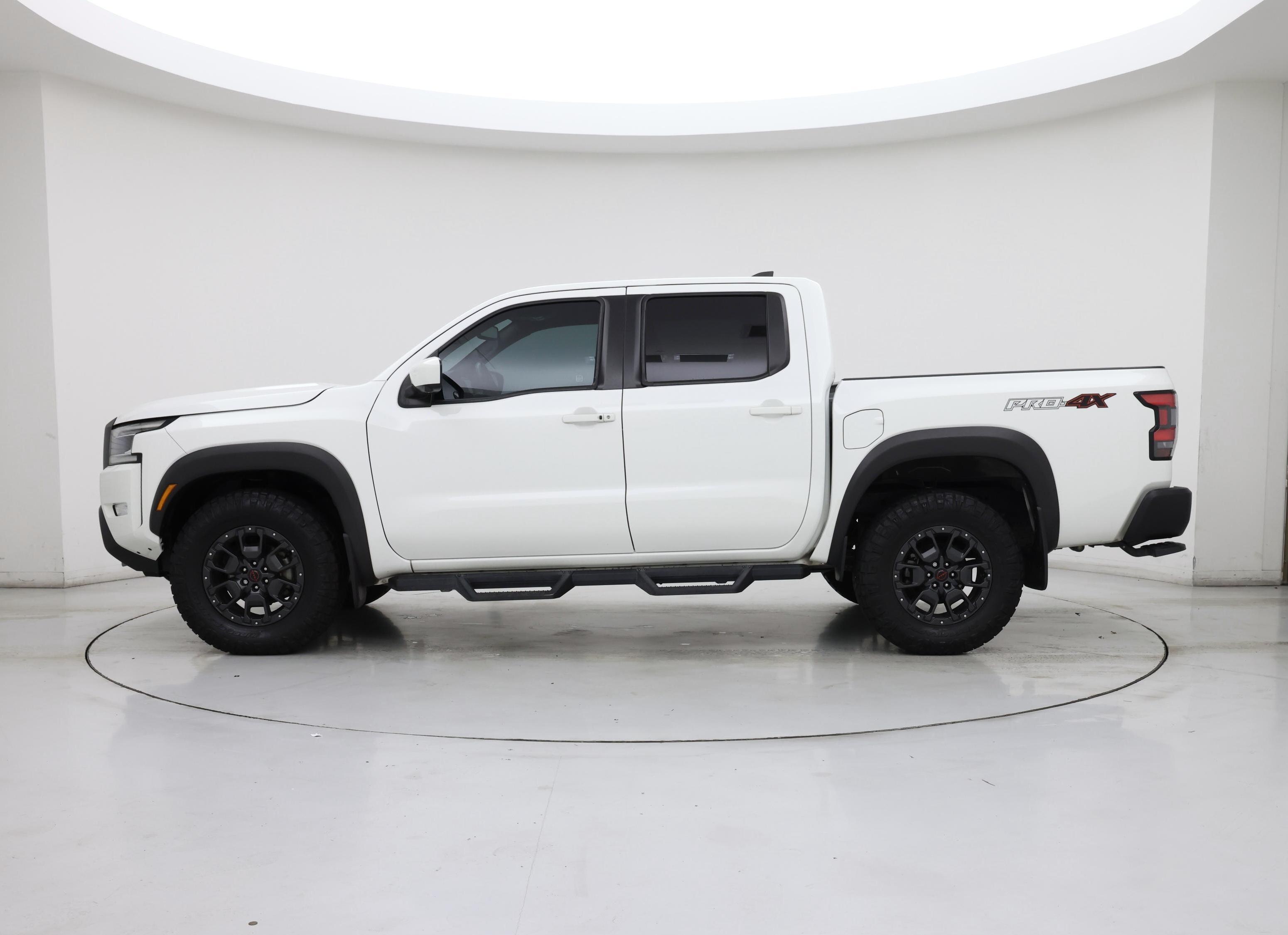 Thumbnail: 2022 Nissan Frontier - 3