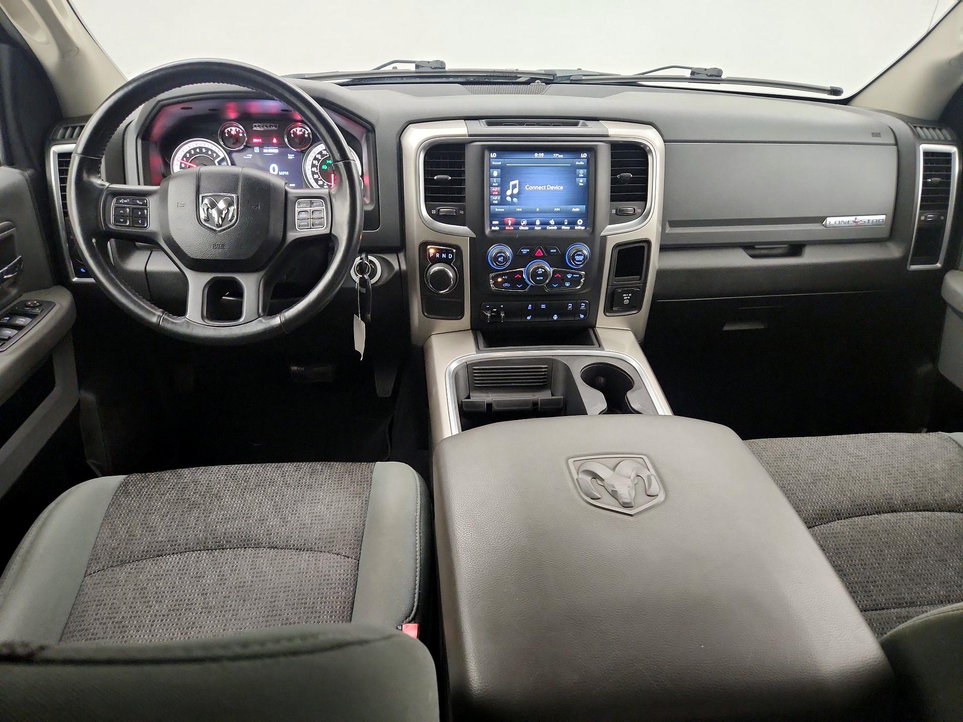 Thumbnail: 2019 RAM 1500 Classic - 9