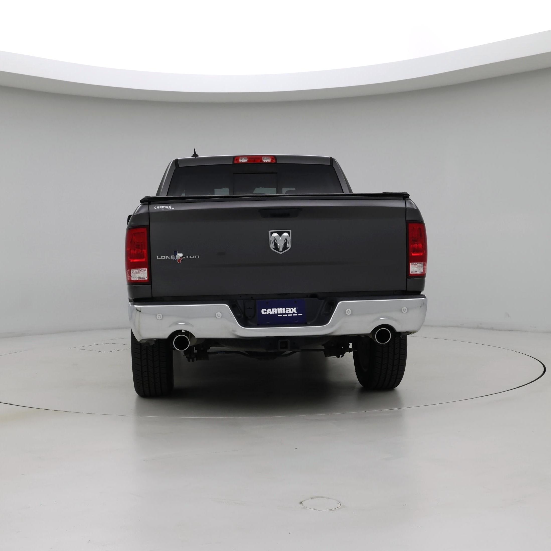 Thumbnail: 2019 RAM 1500 Classic - 6