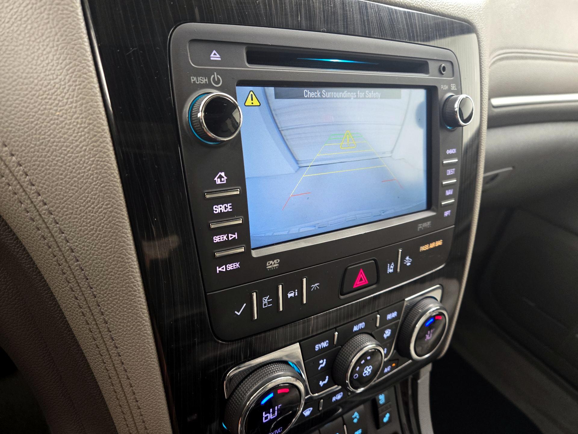 Thumbnail: 2017 Chevrolet Traverse - 14