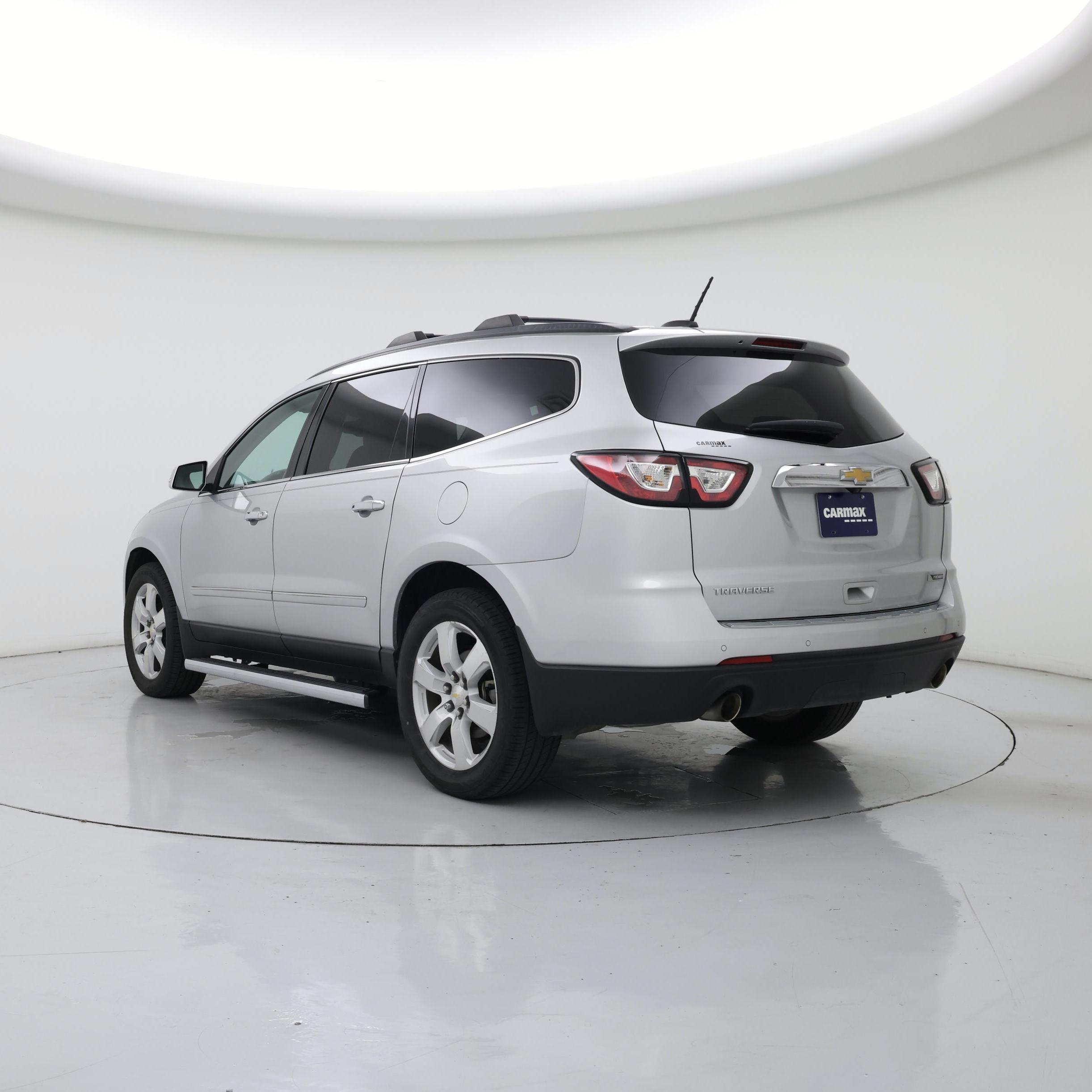 Thumbnail: 2017 Chevrolet Traverse - 2