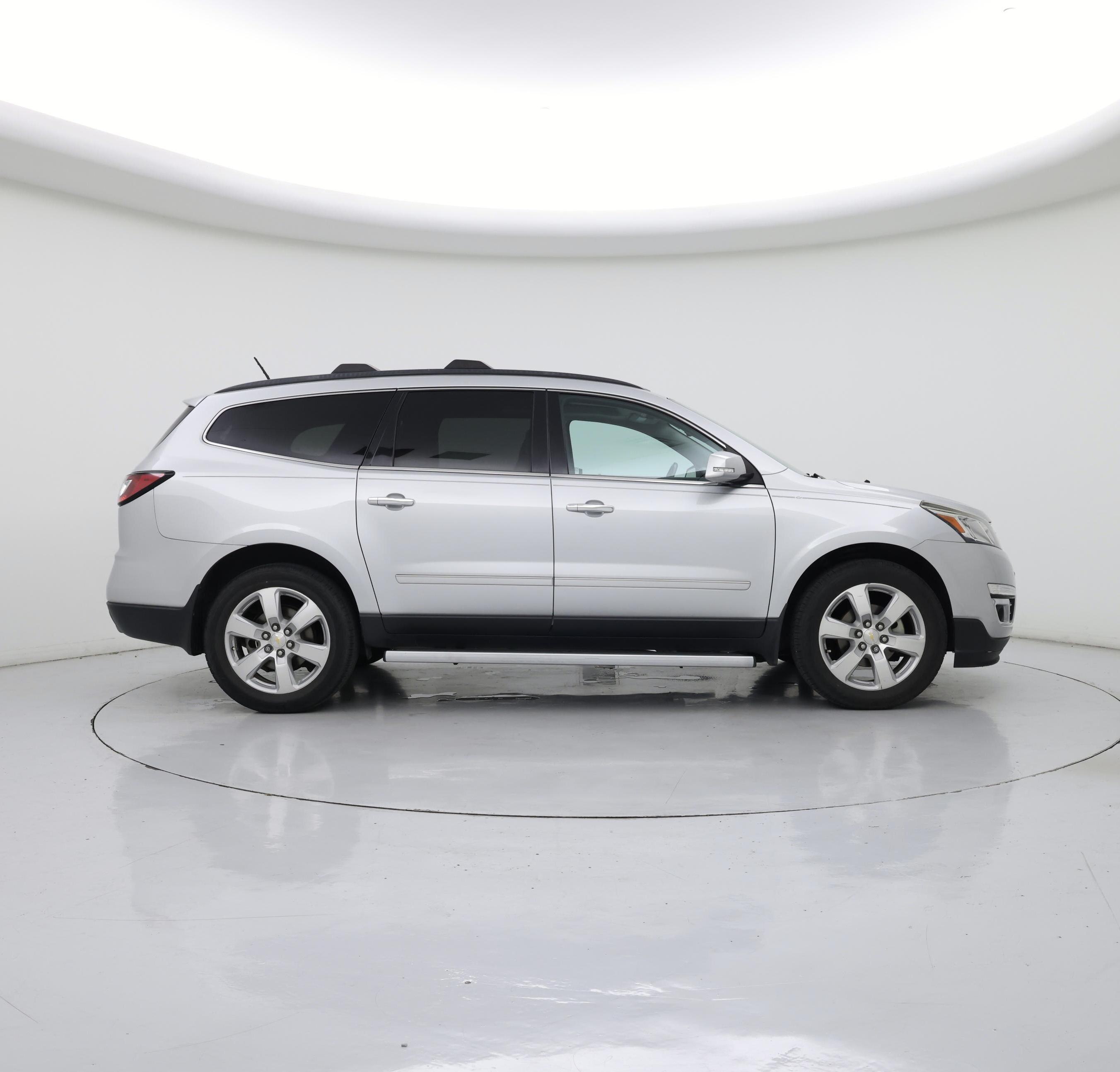 Thumbnail: 2017 Chevrolet Traverse - 7