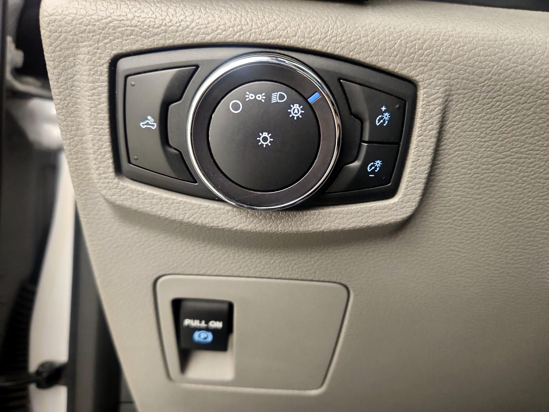Thumbnail: 2018 Ford F-150 - 13