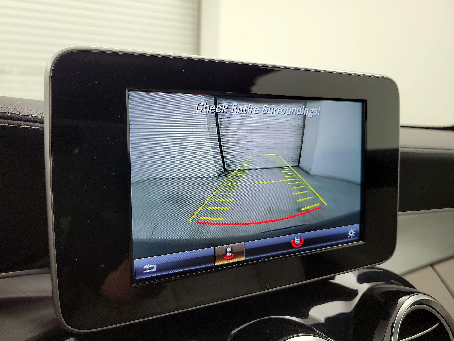 Thumbnail: 2017 Mercedes-Benz C-Class - 15