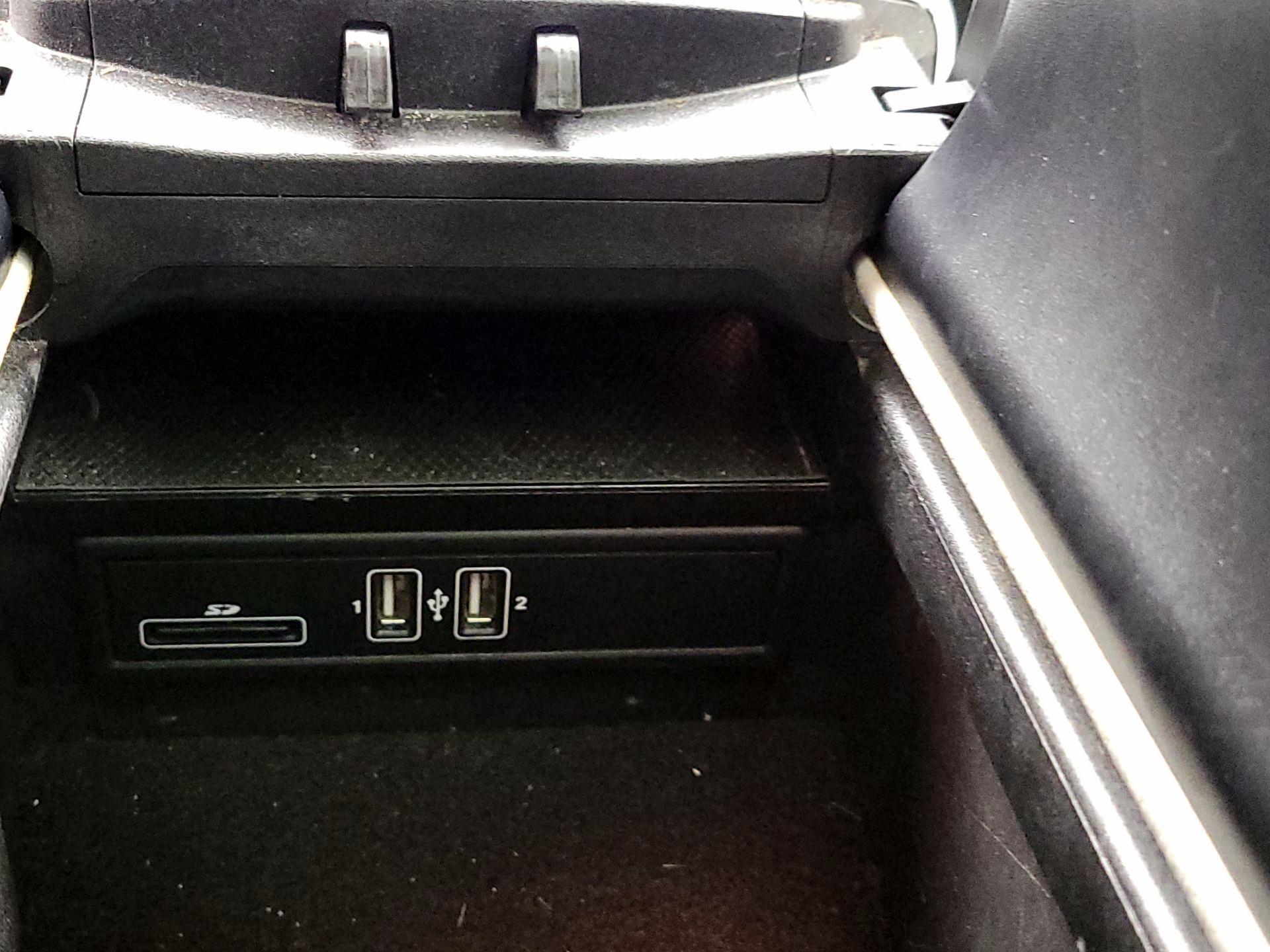 Thumbnail: 2017 Mercedes-Benz C-Class - 19