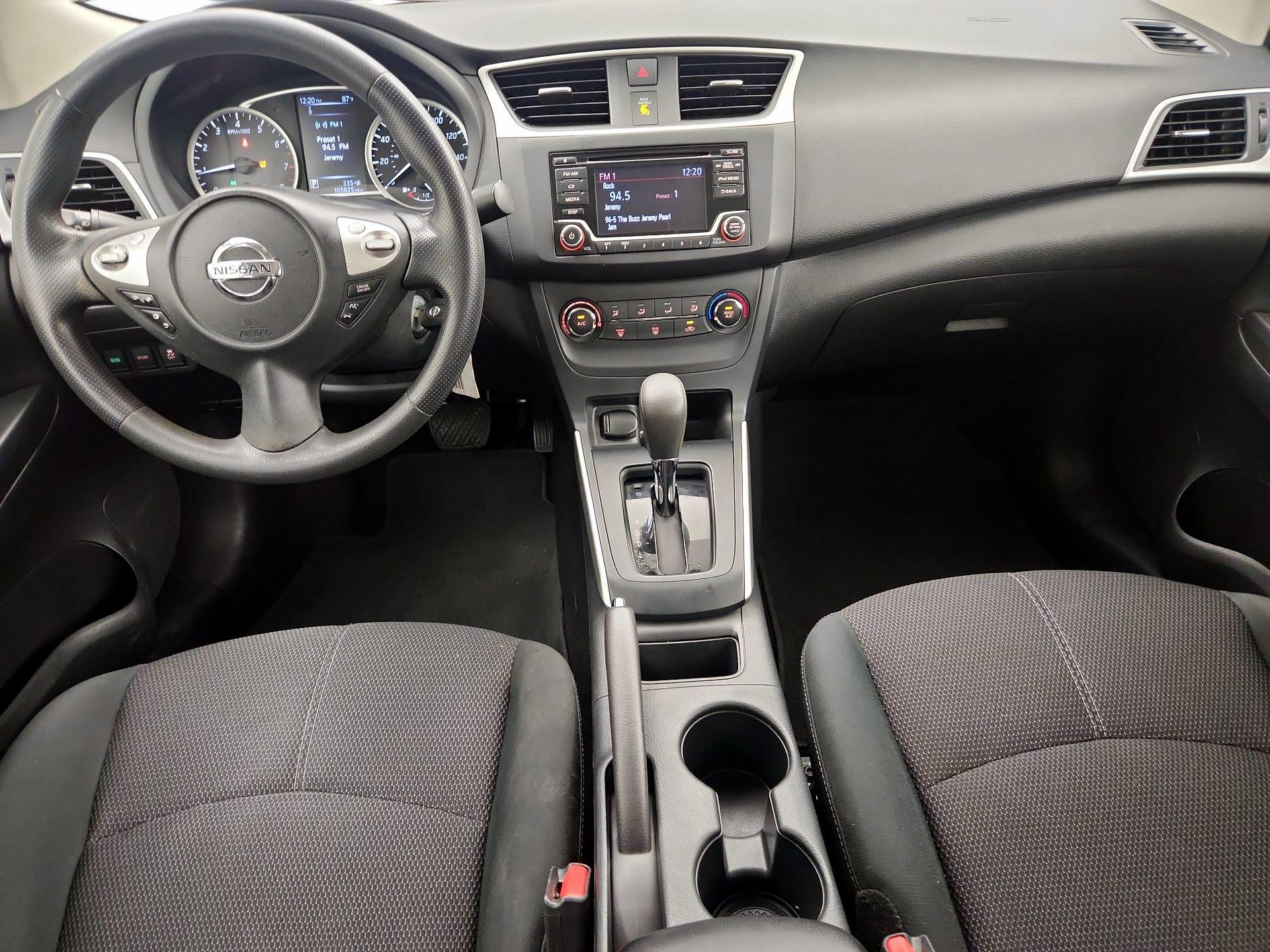 Thumbnail: 2018 Nissan Sentra - 9