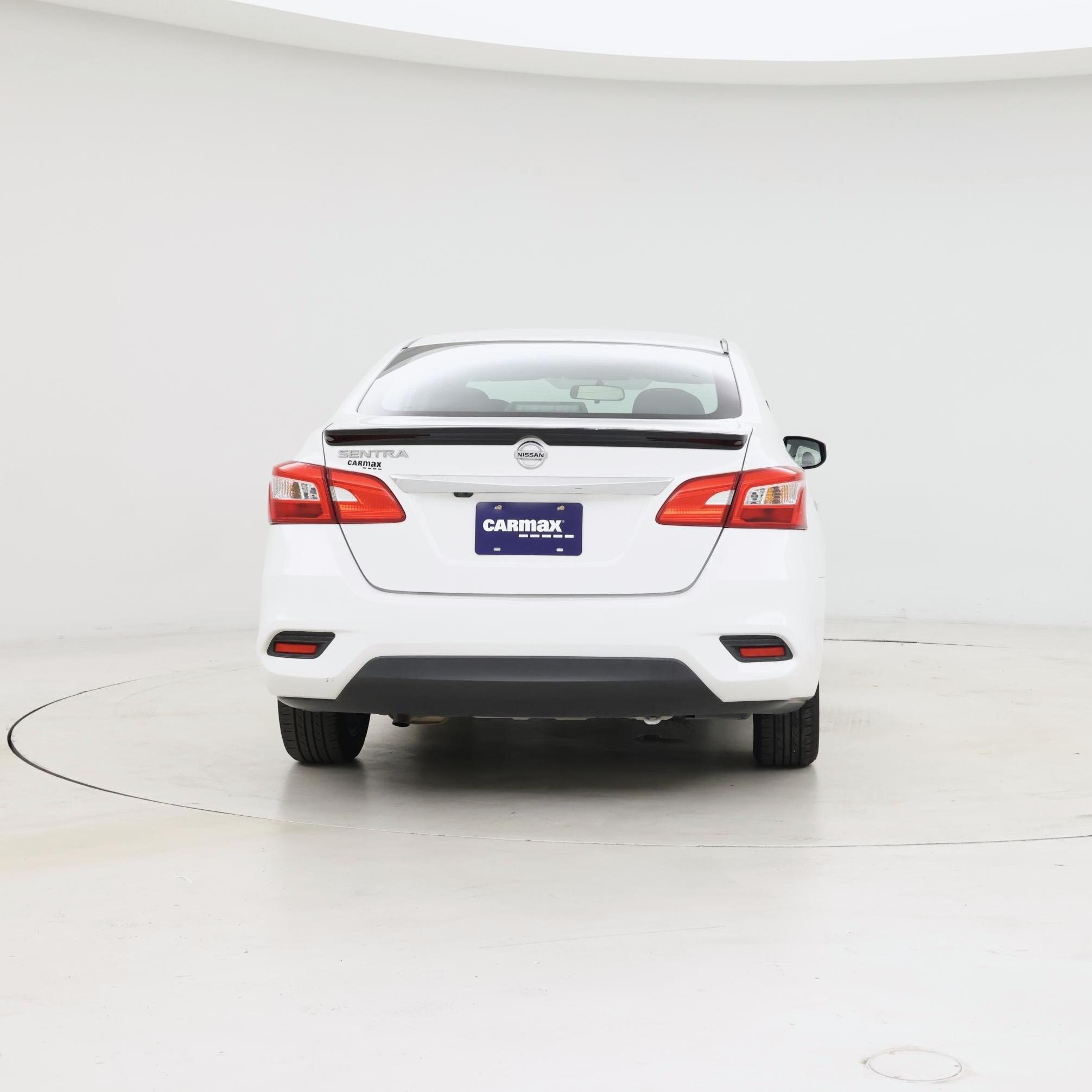 Thumbnail: 2018 Nissan Sentra - 6